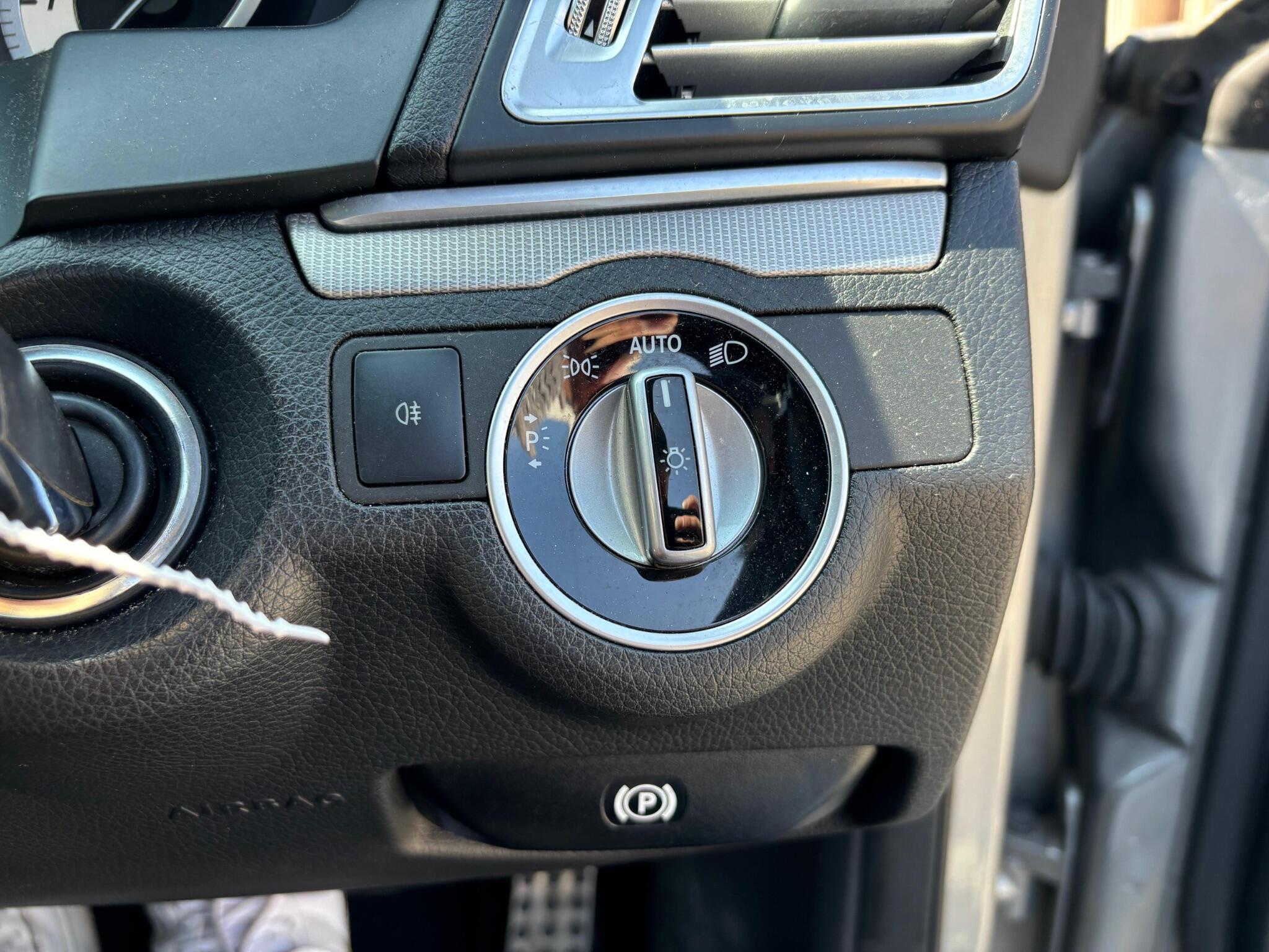 Mercedes-Benz E Class view 7