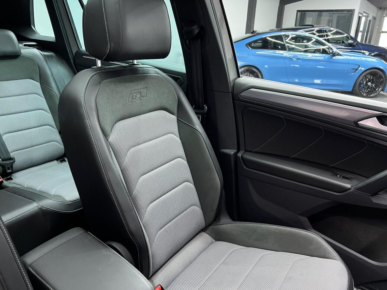 Volkswagen Tiguan view 36