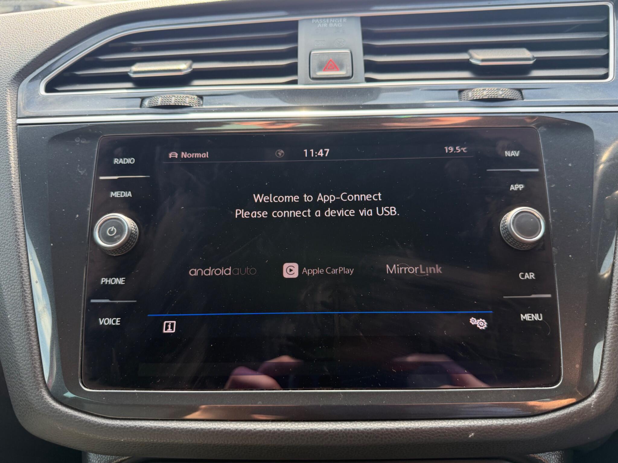 Volkswagen Tiguan view 75