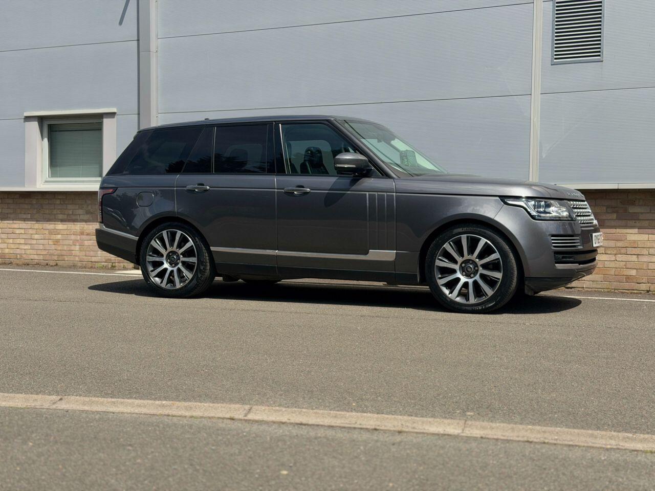 Land Rover Range Rover view 85