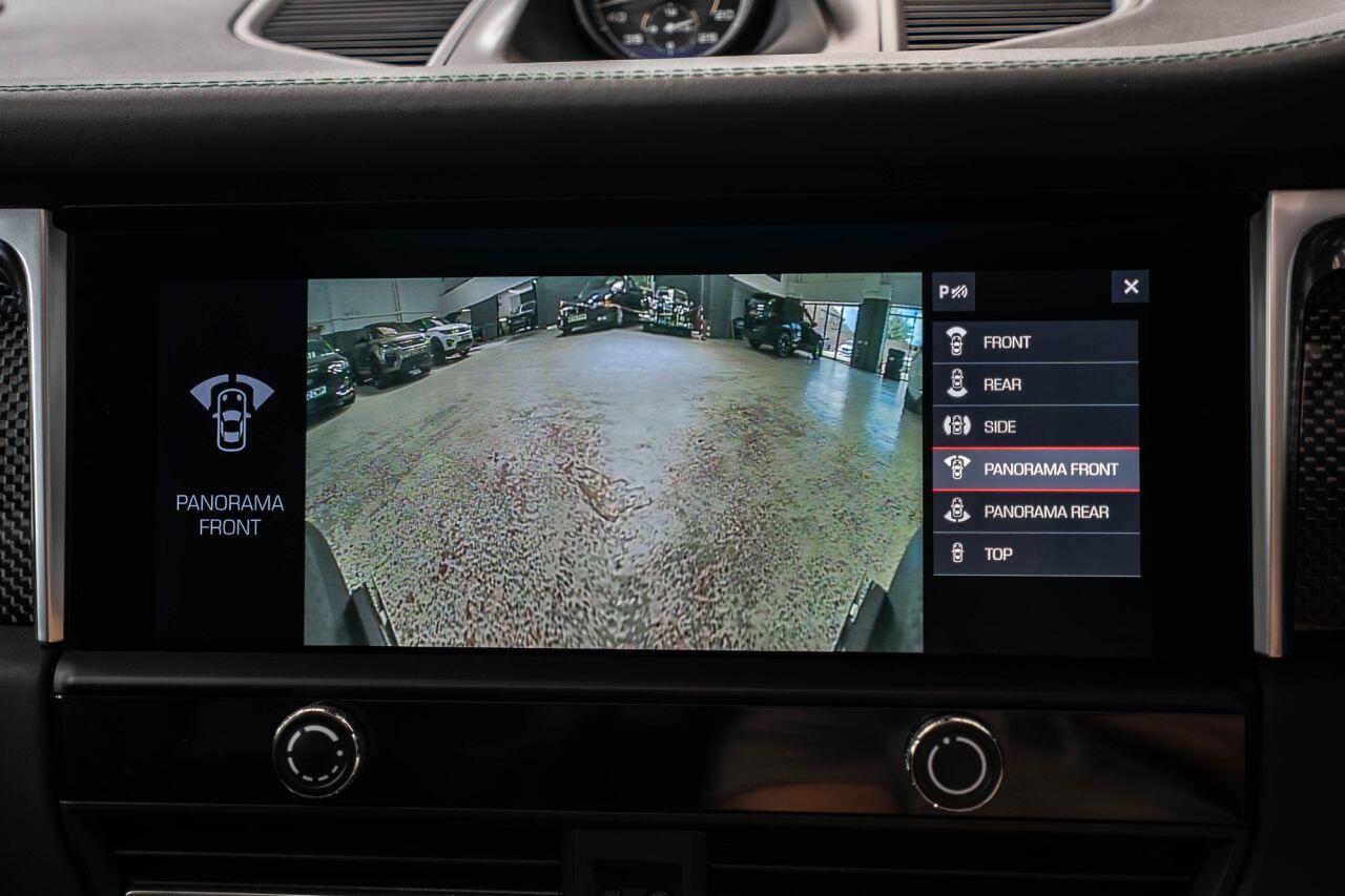 Porsche Macan view 54