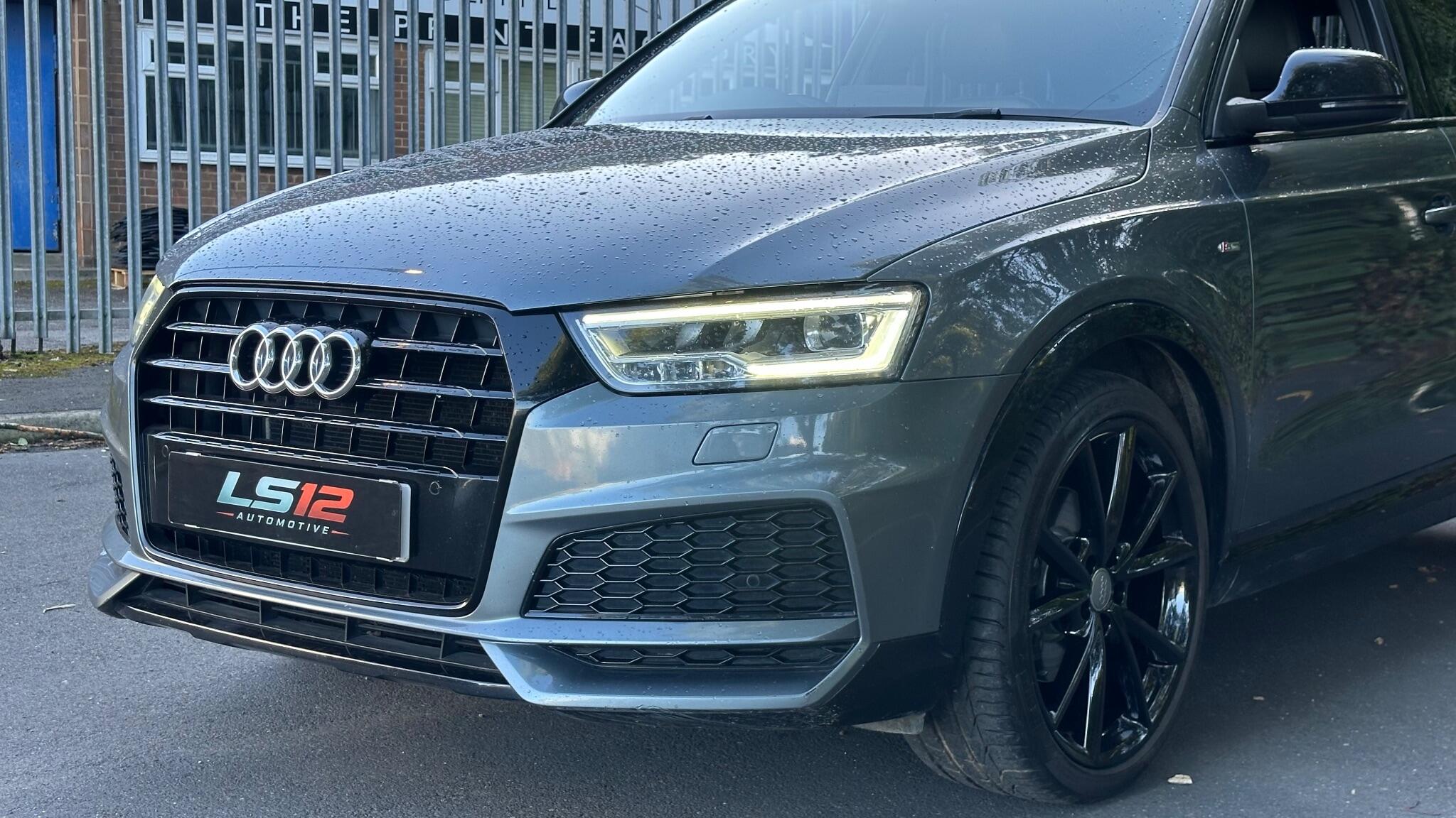 Audi Q3 view 34