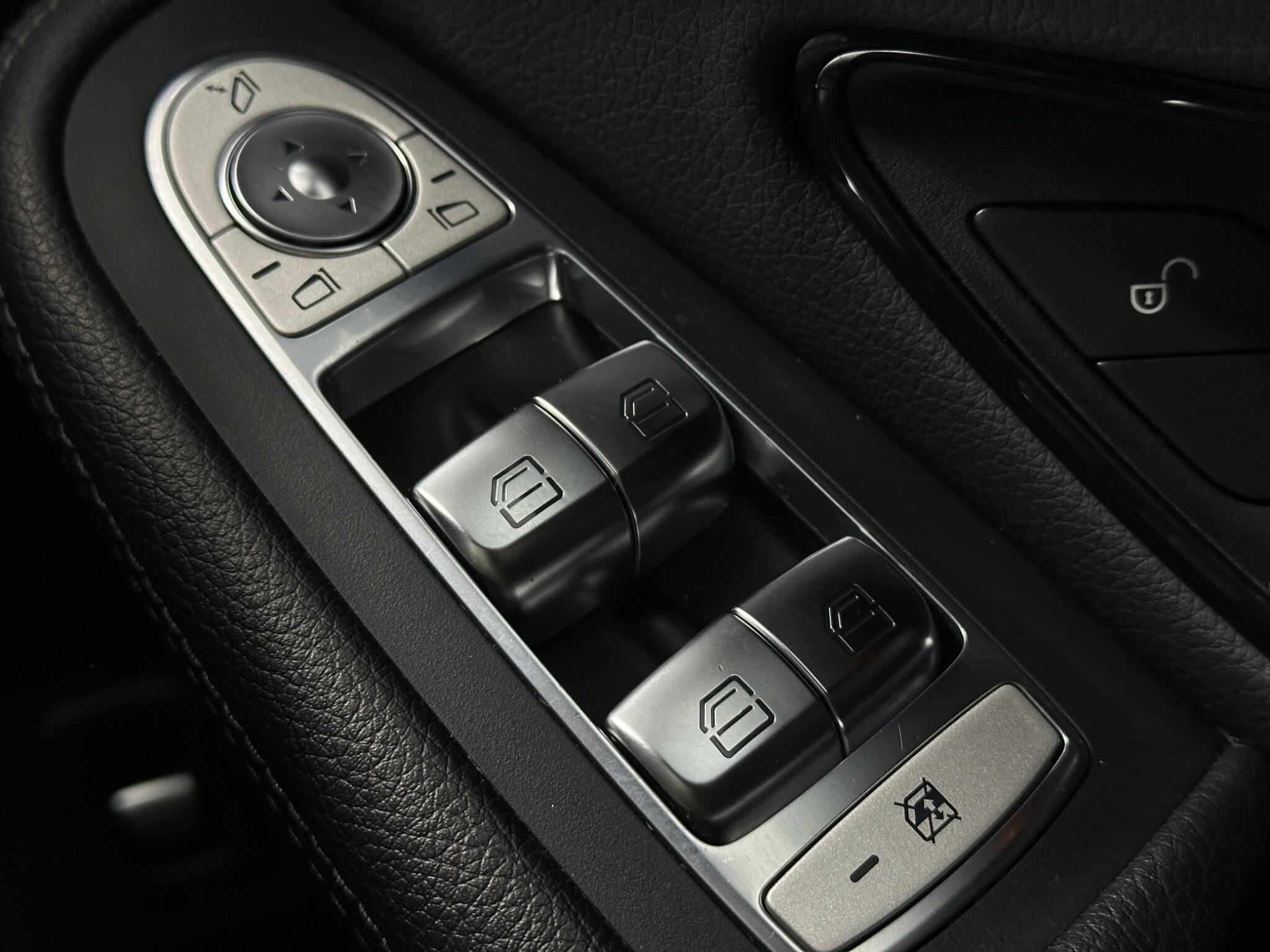 Mercedes-Benz GLC view 19