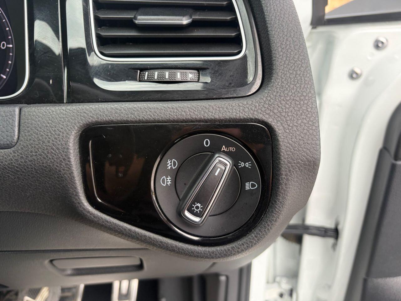 Volkswagen Golf view 36