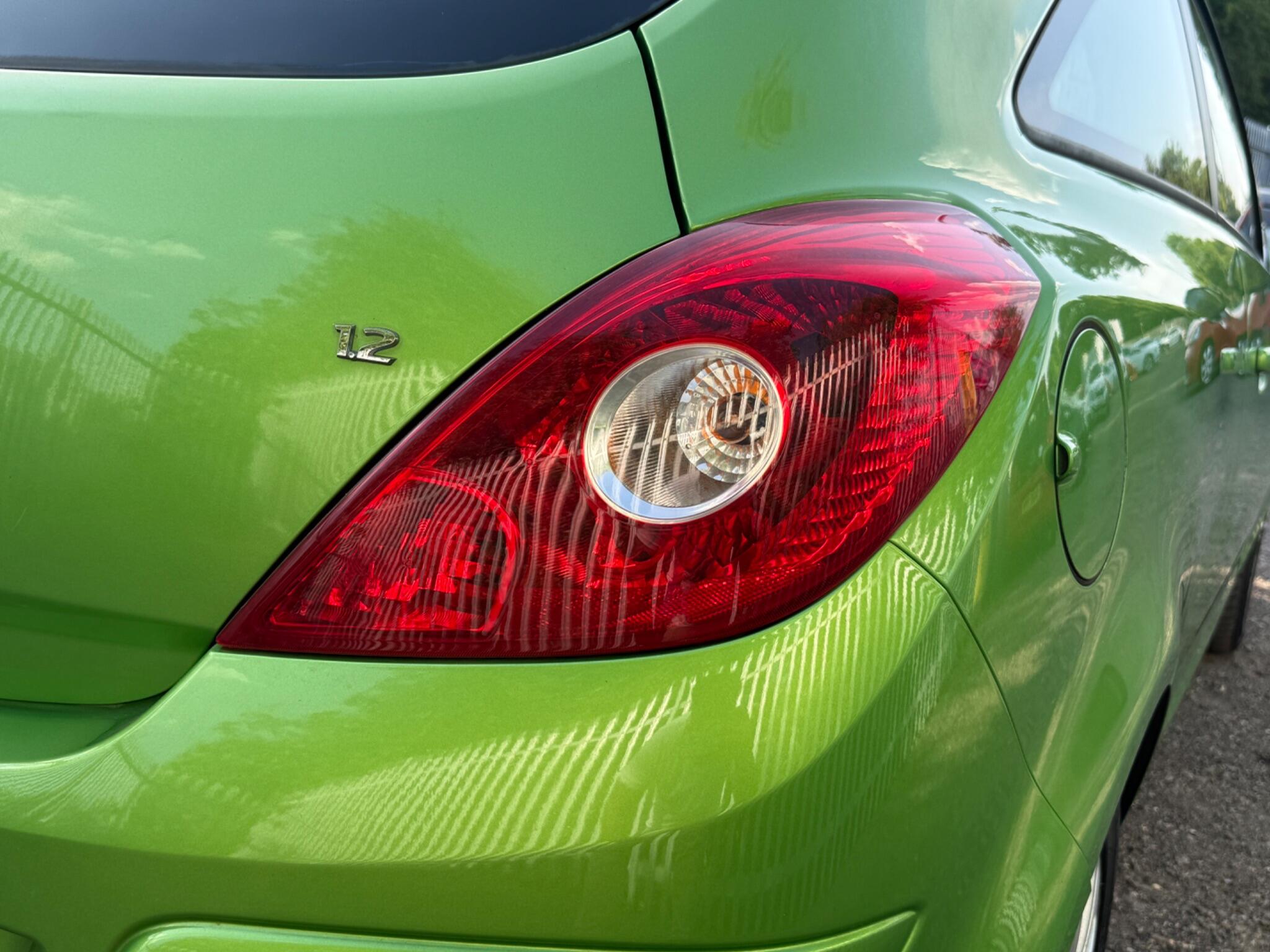 2013 Vauxhall Corsa image 35