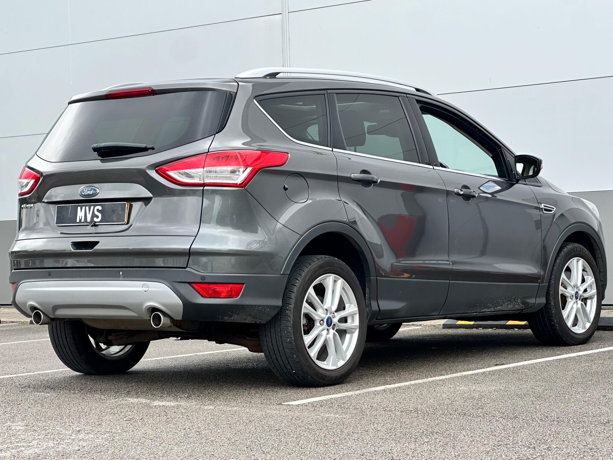 Ford Kuga view 10