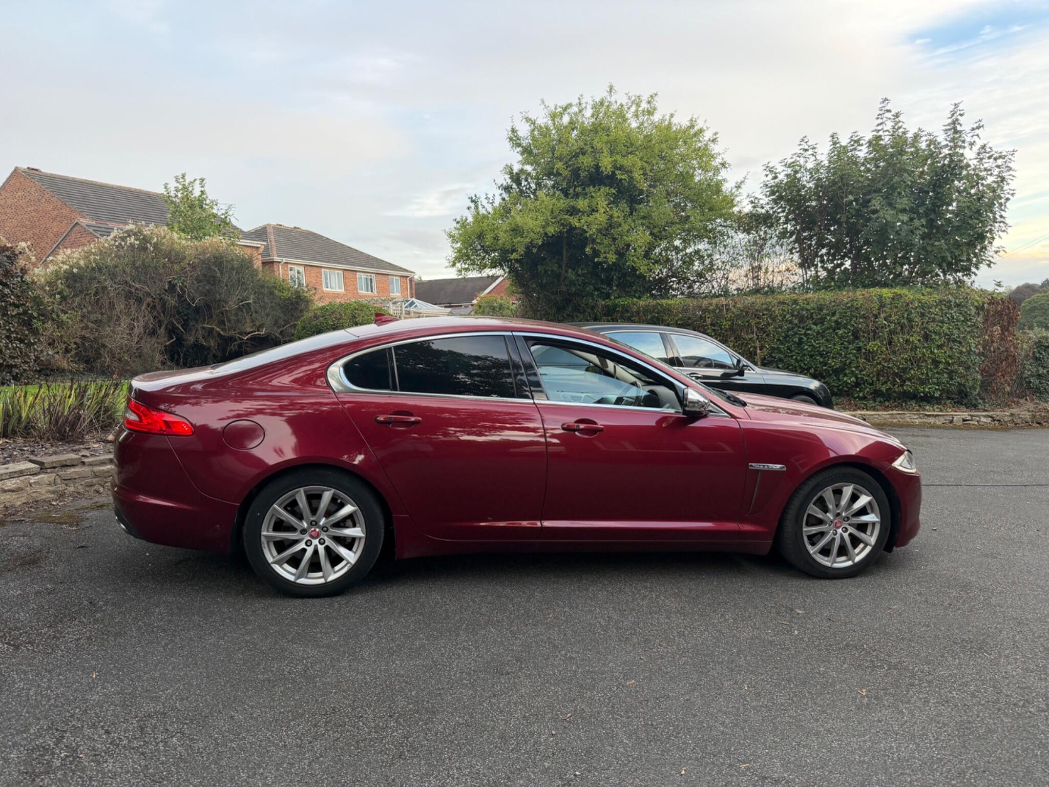 Jaguar XF view 65