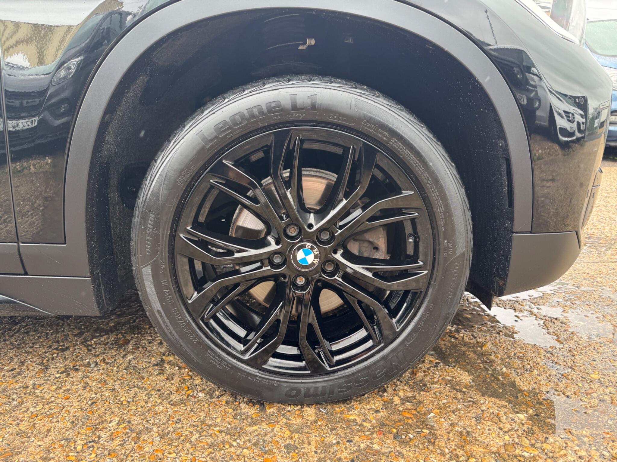 BMW X1 view 24
