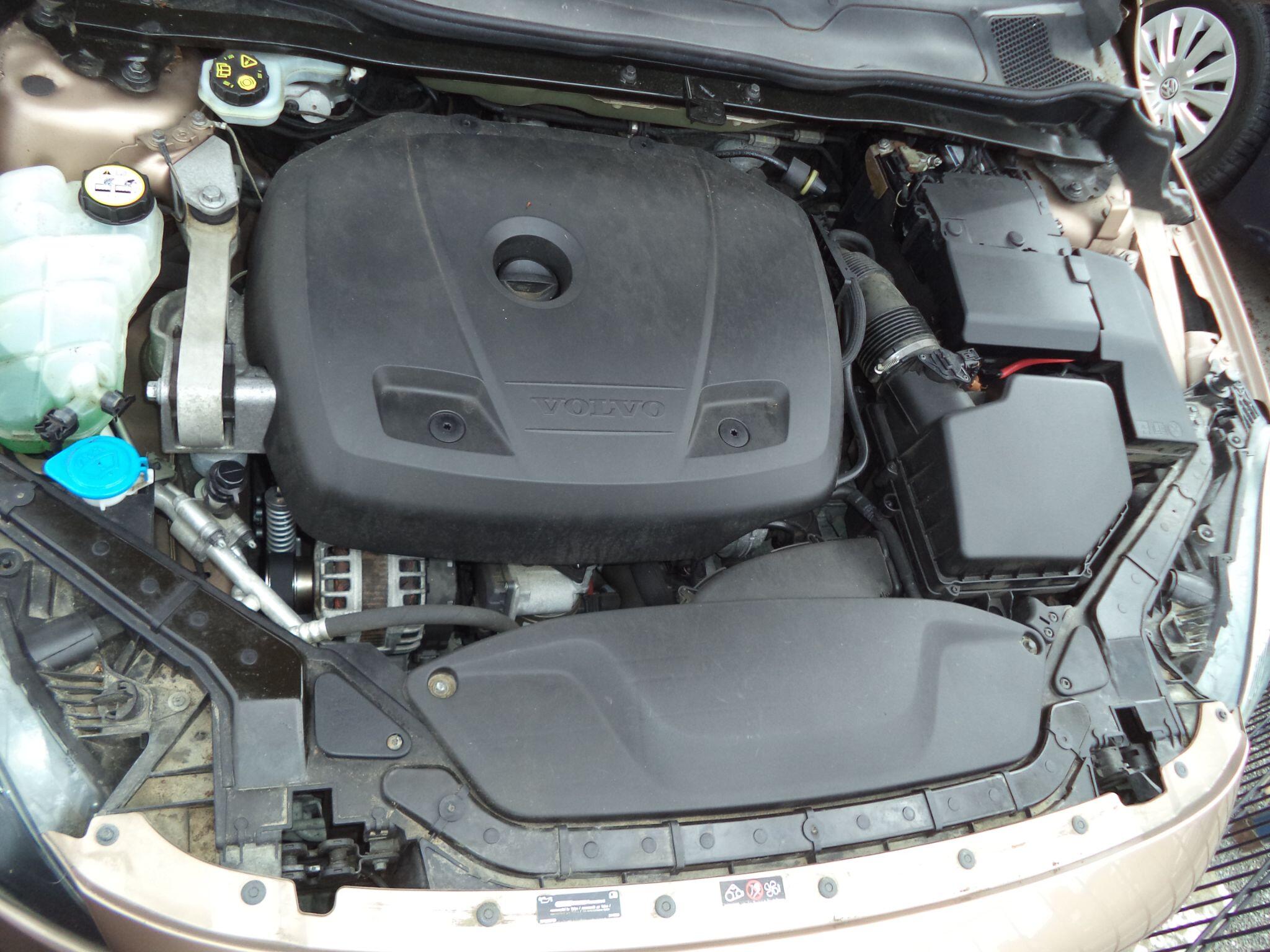 Volvo V40 view 57