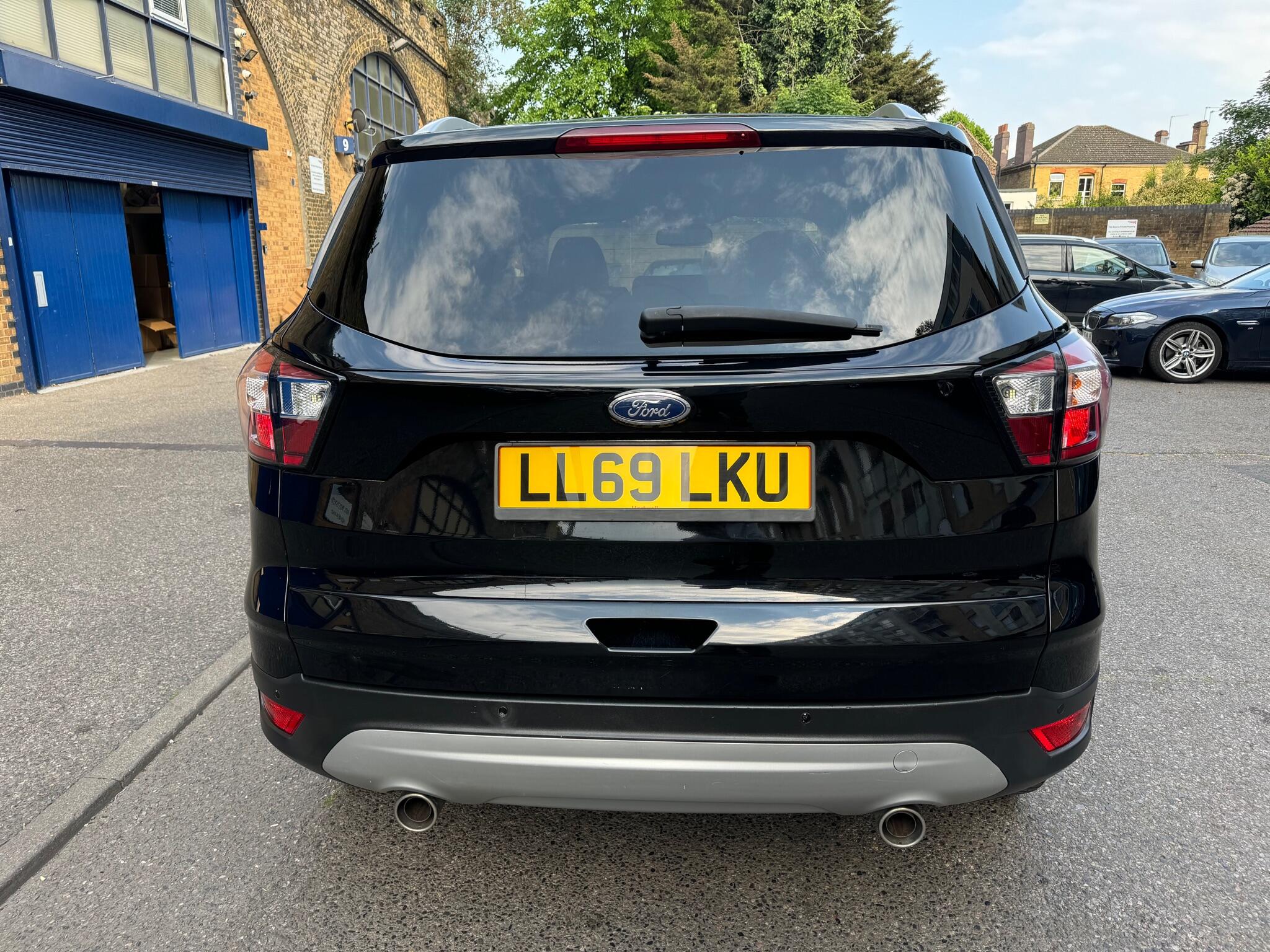 Ford Kuga view 6