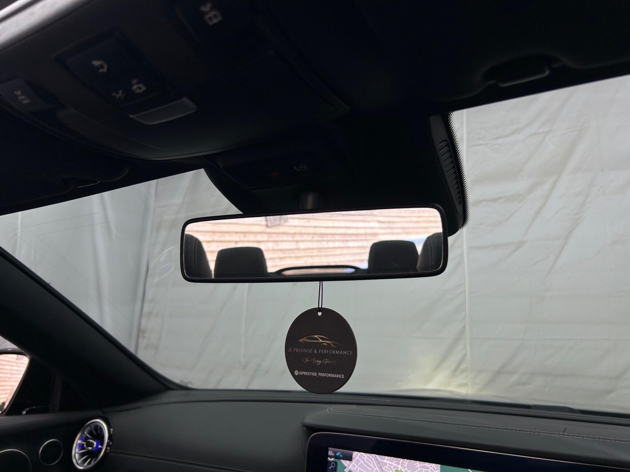 Mercedes-Benz E Class view 49