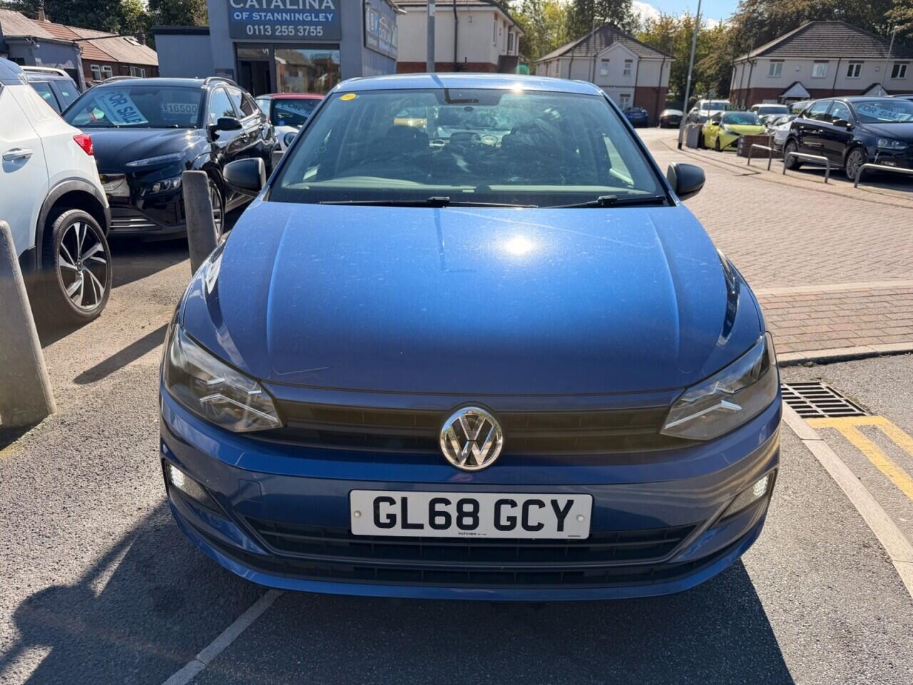 Volkswagen Polo view 2