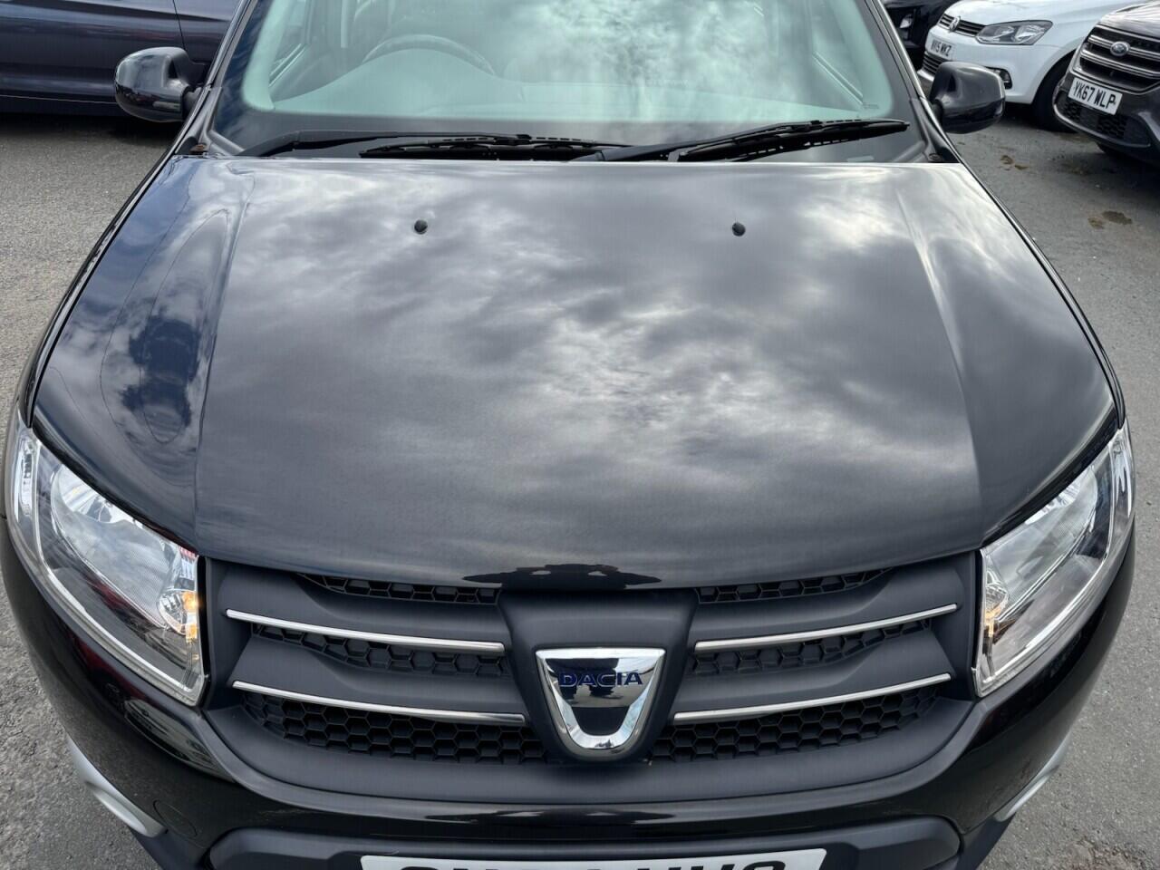 Dacia Sandero view 30