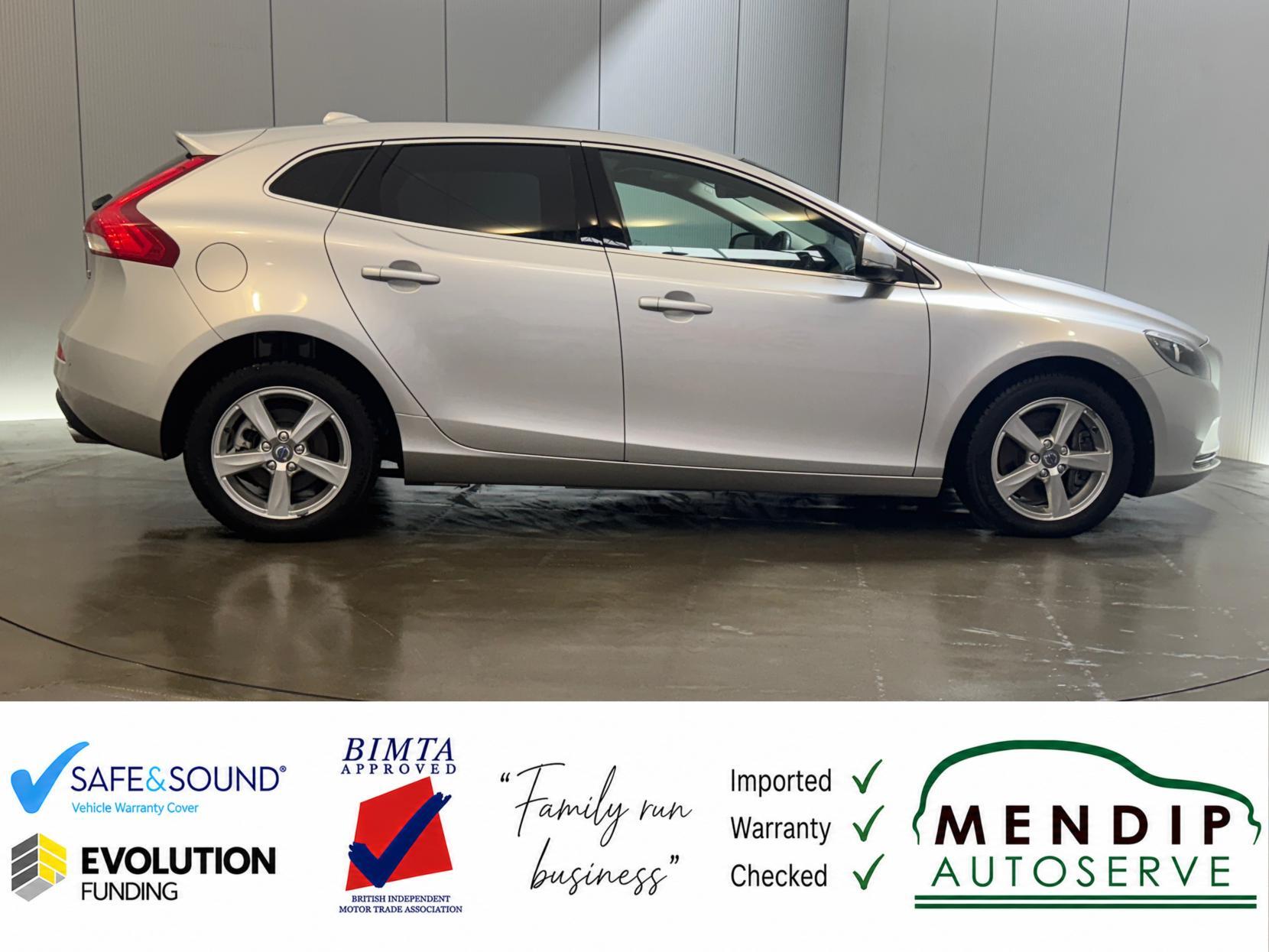 Volvo V40 view 32