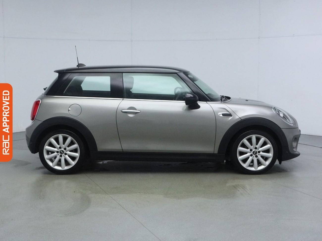 Mini Hatch view 6