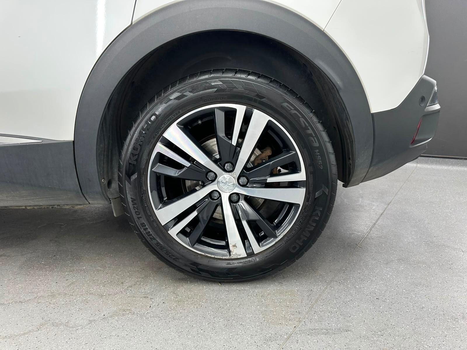 Peugeot 3008 view 14