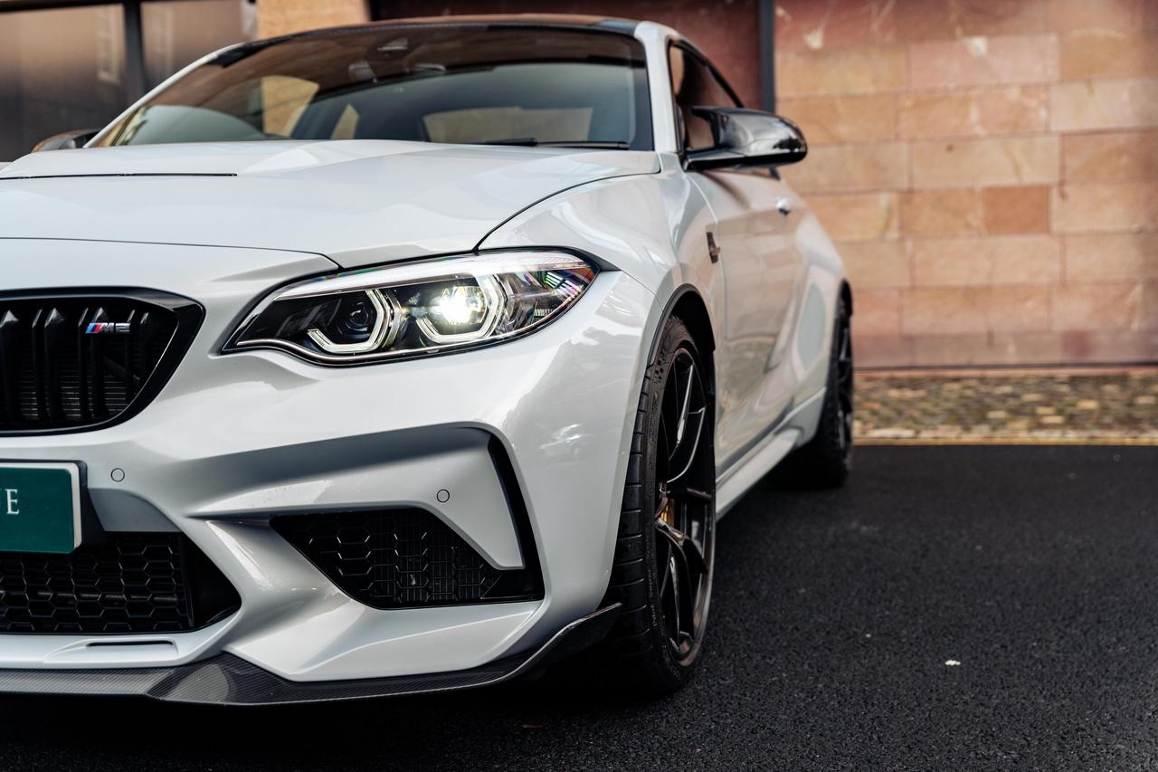 BMW M2 view 4