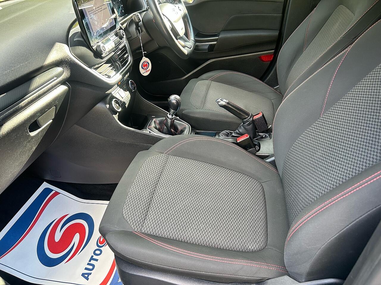 Ford Fiesta view 35