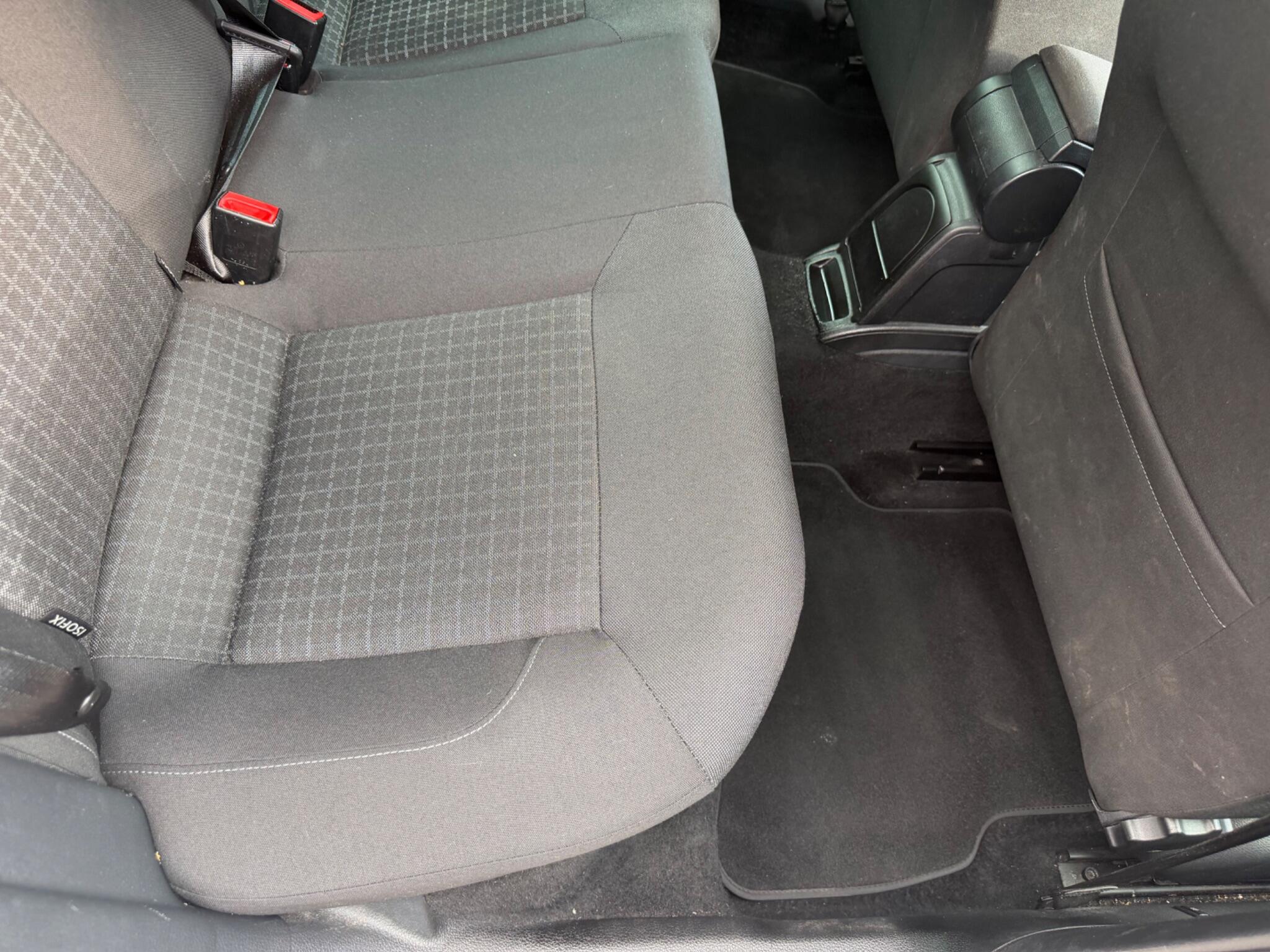 Volkswagen Polo view 23