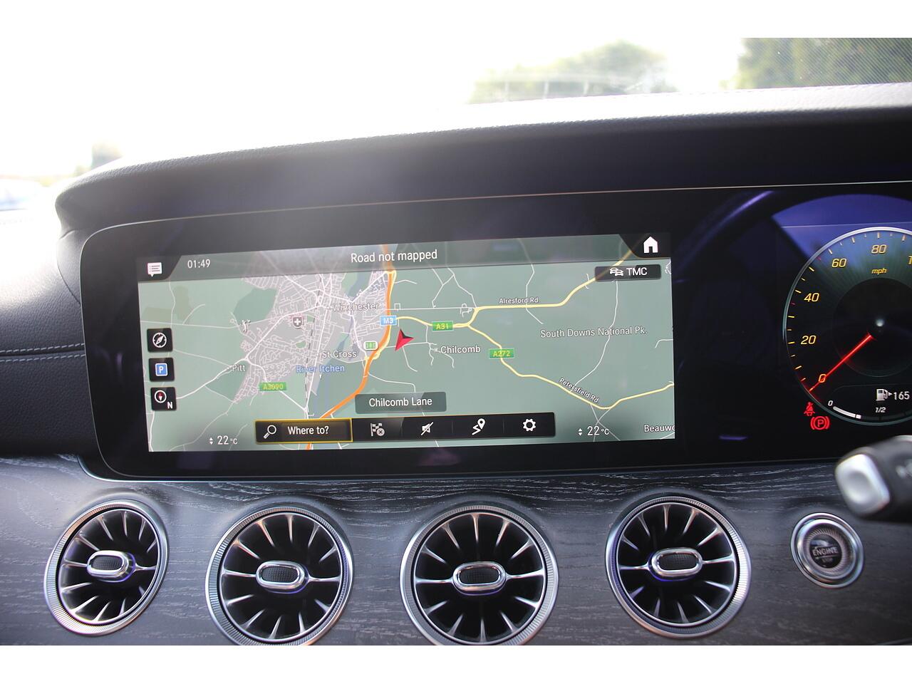Mercedes-Benz E Class view 27