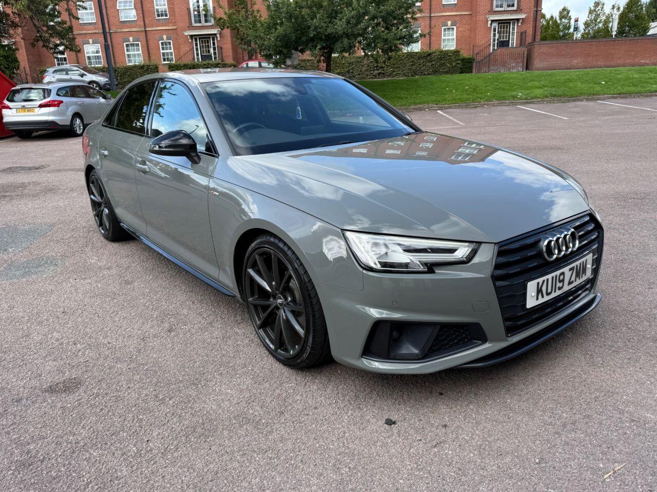 Audi A4 view 16