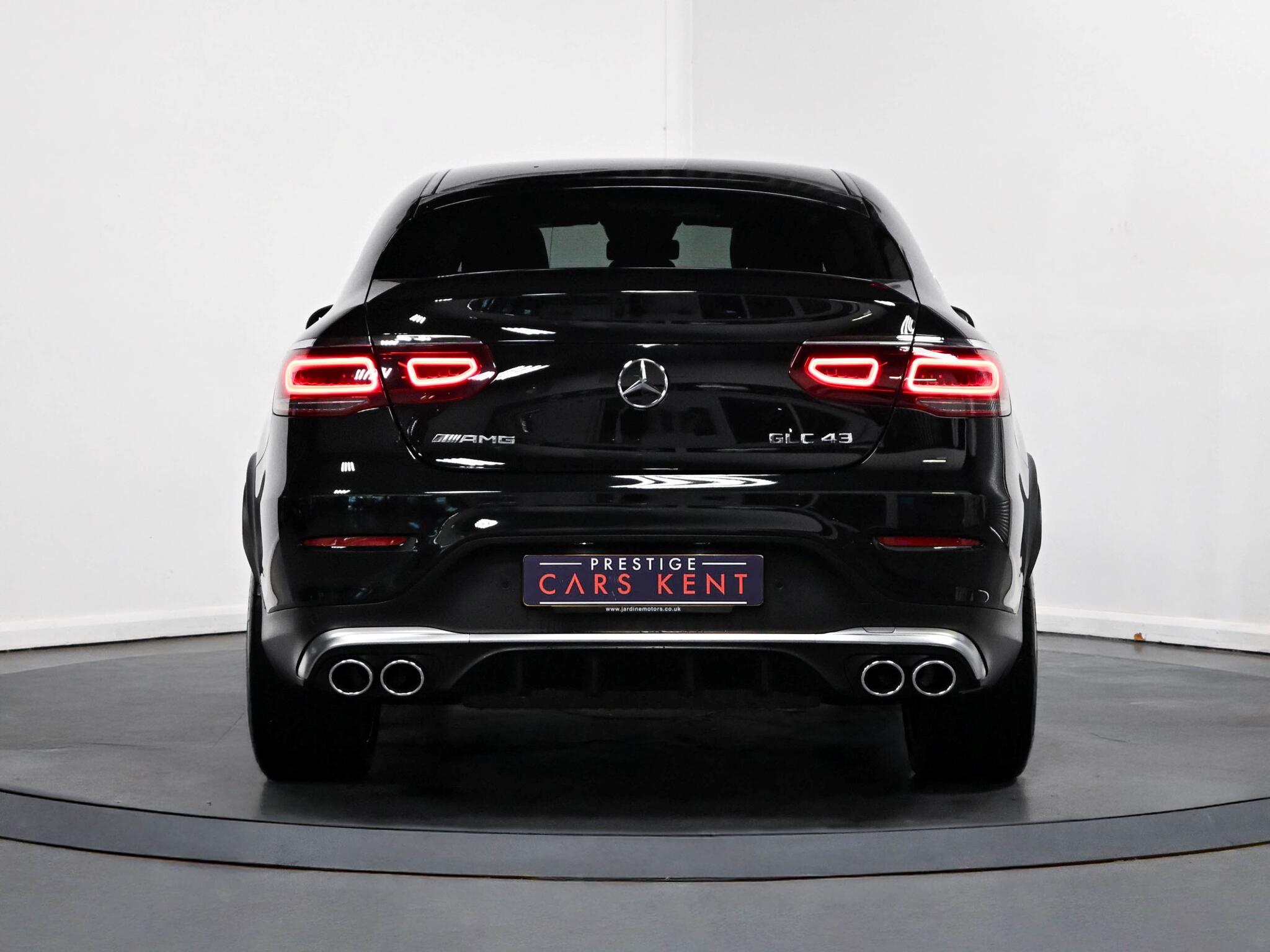 Mercedes-Benz GLC view 30
