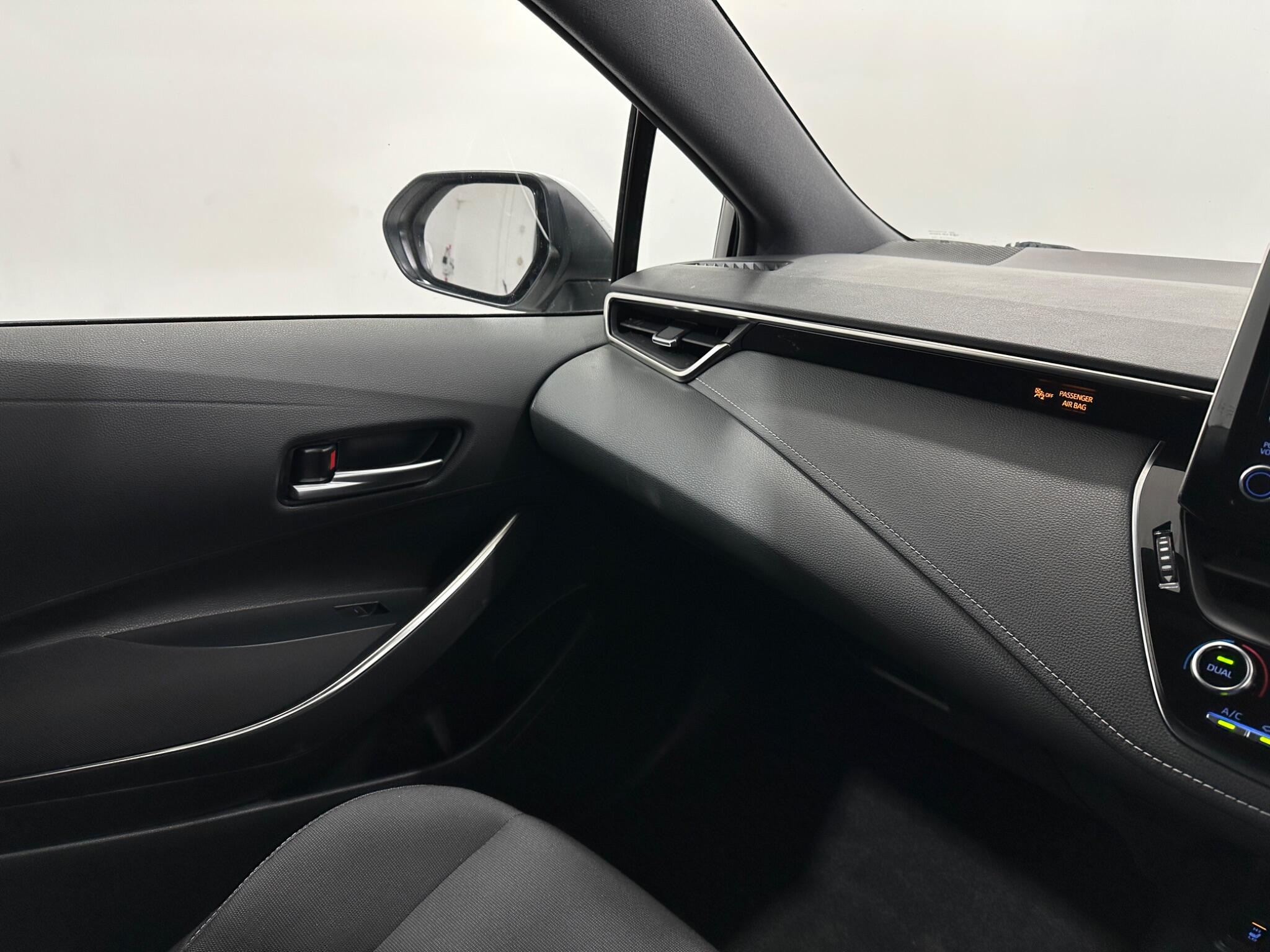 Toyota Corolla view 26