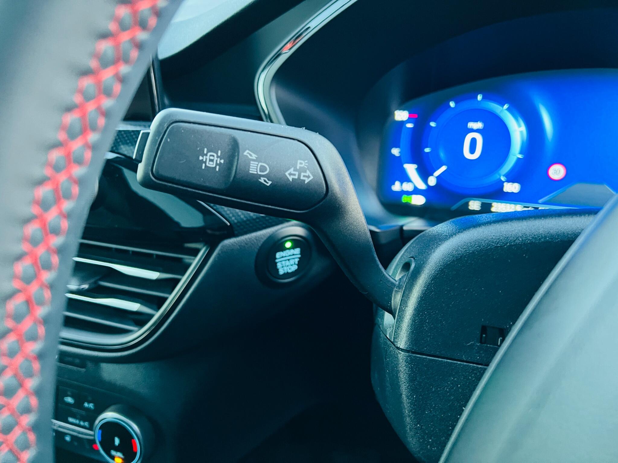 2023 Ford Kuga 2.5 EcoBoost Duratec 14.4kWh ST-Line X CVT Euro 6 (s/s) 5dr • 23,532 miles image 30