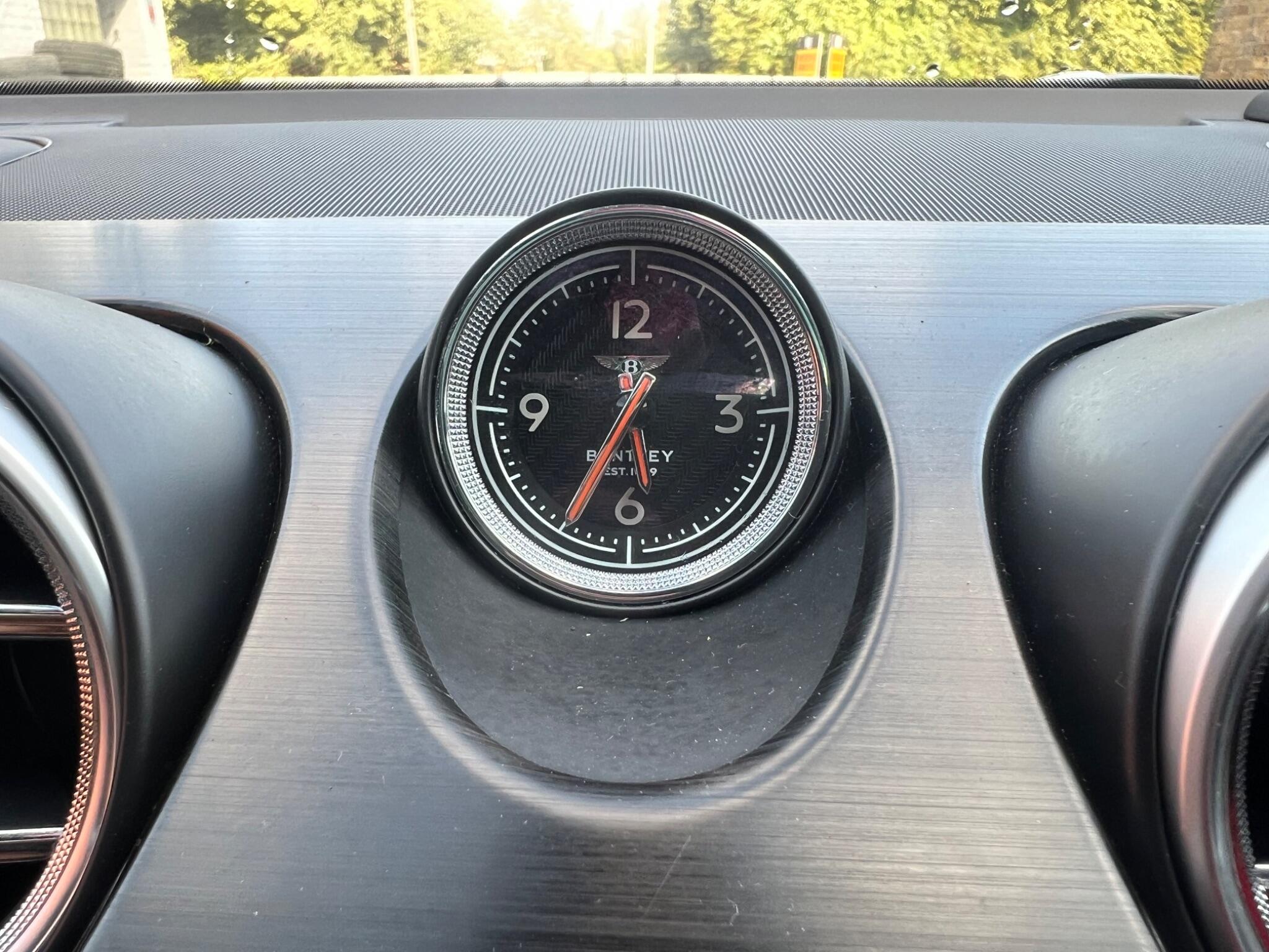 Bentley Bentayga view 53