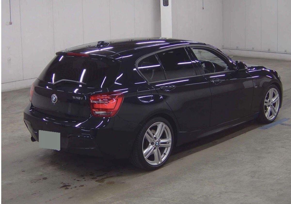BMW 1 Series view 4