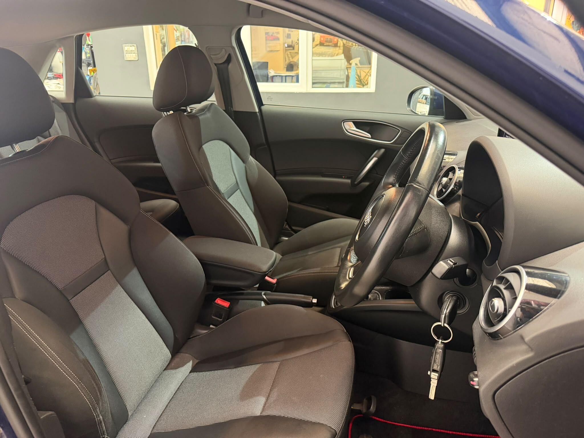 Audi A1 view 22