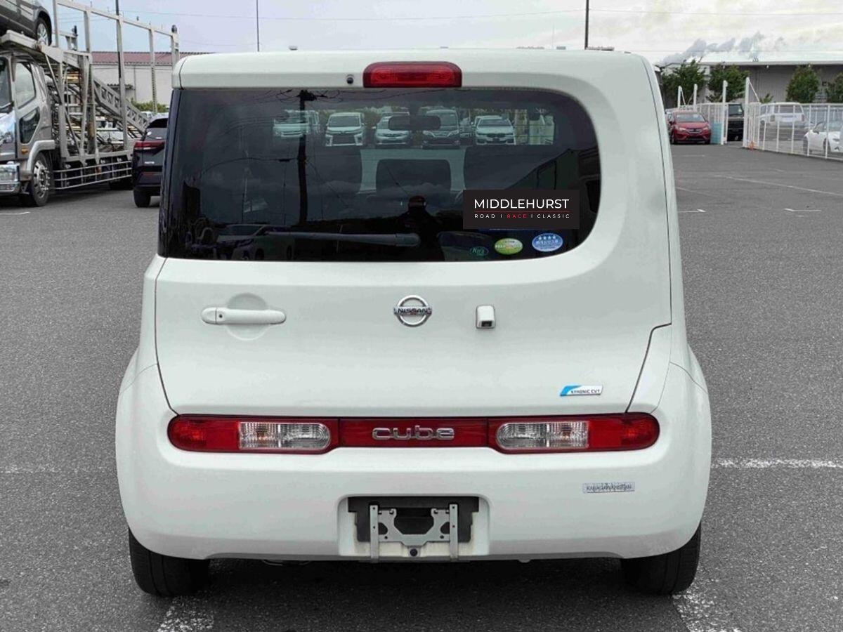 Nissan Cube view 6