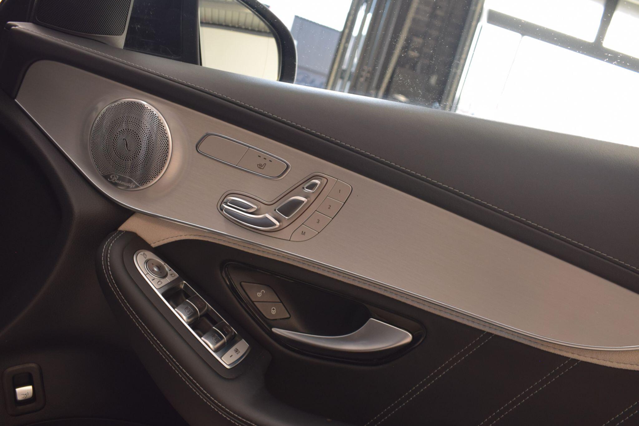Mercedes-Benz GLC view 14