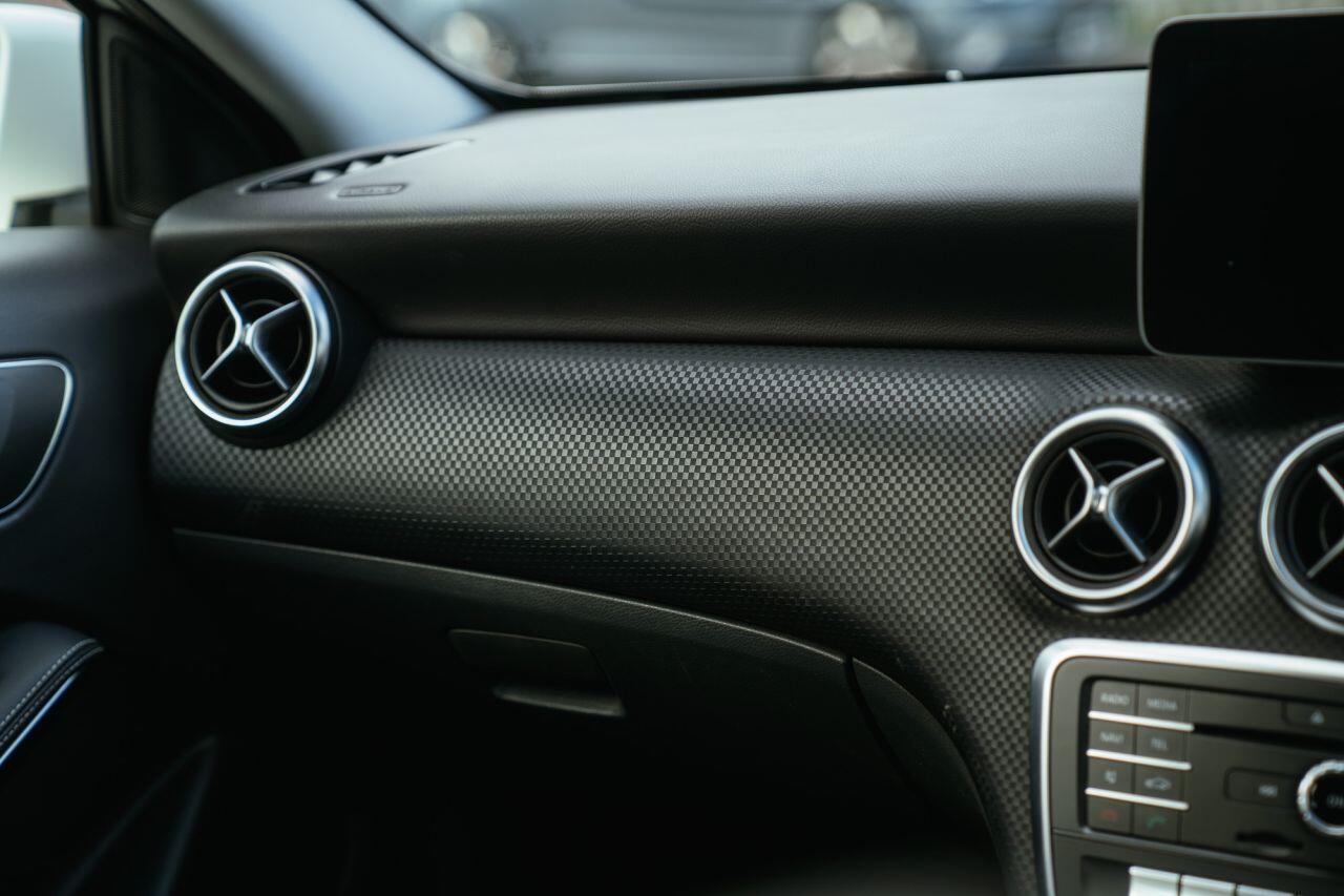 Mercedes-Benz A-Class view 86