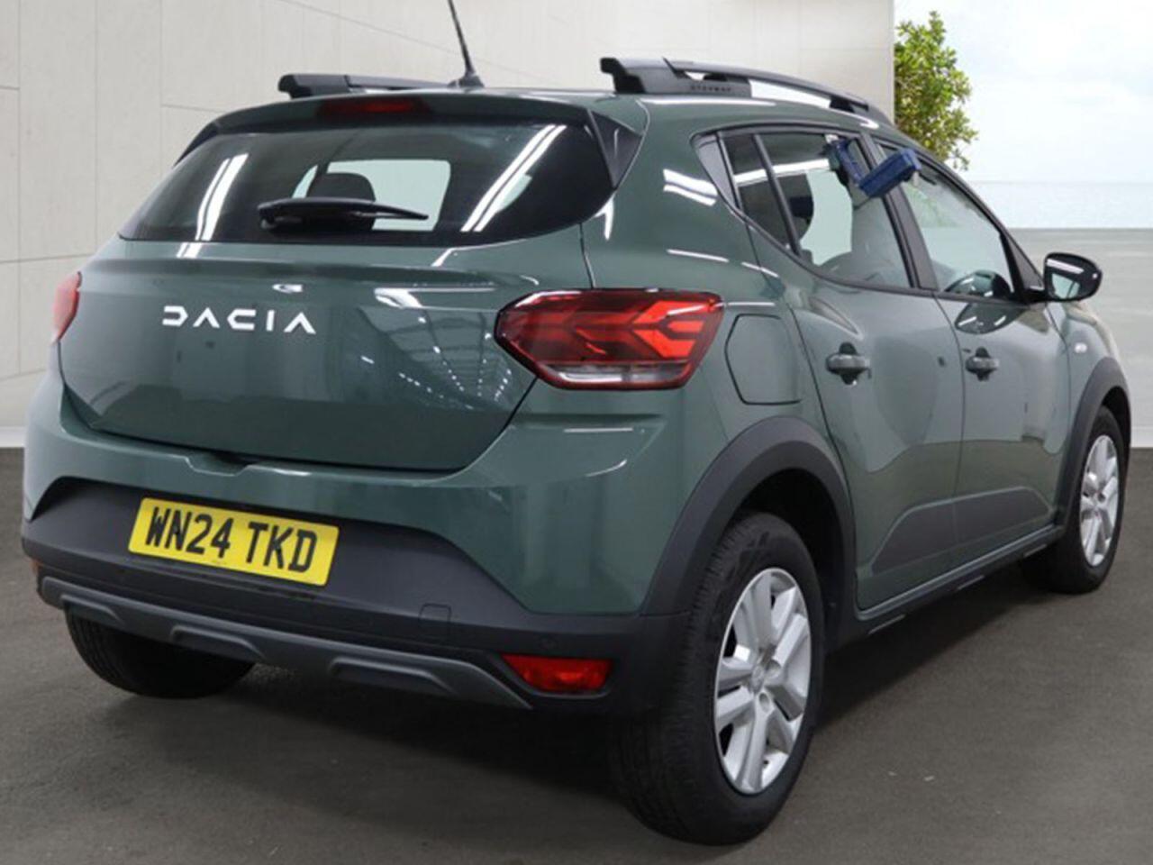 Dacia Sandero Stepway view 4