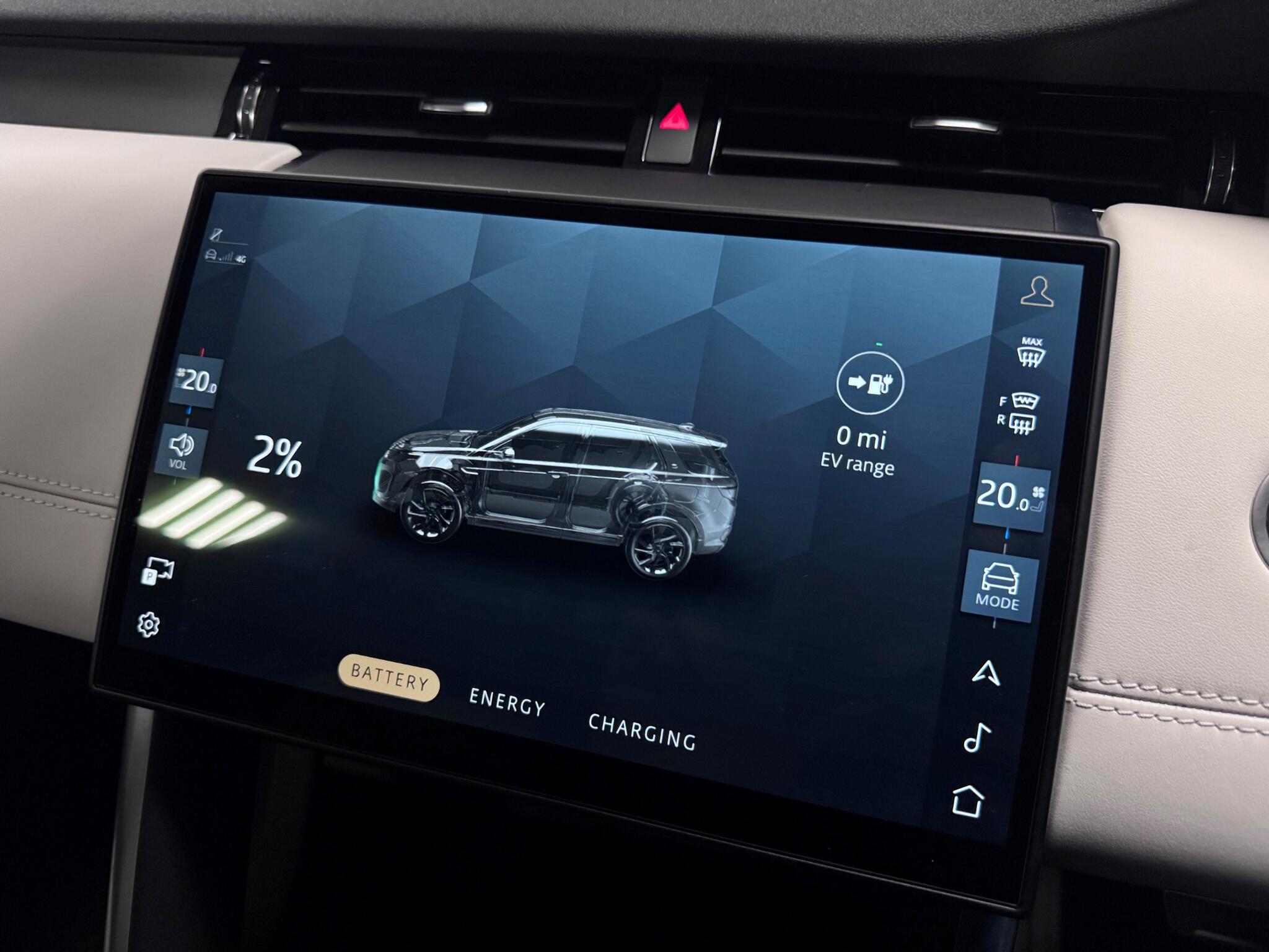 Land Rover Discovery Sport view 44