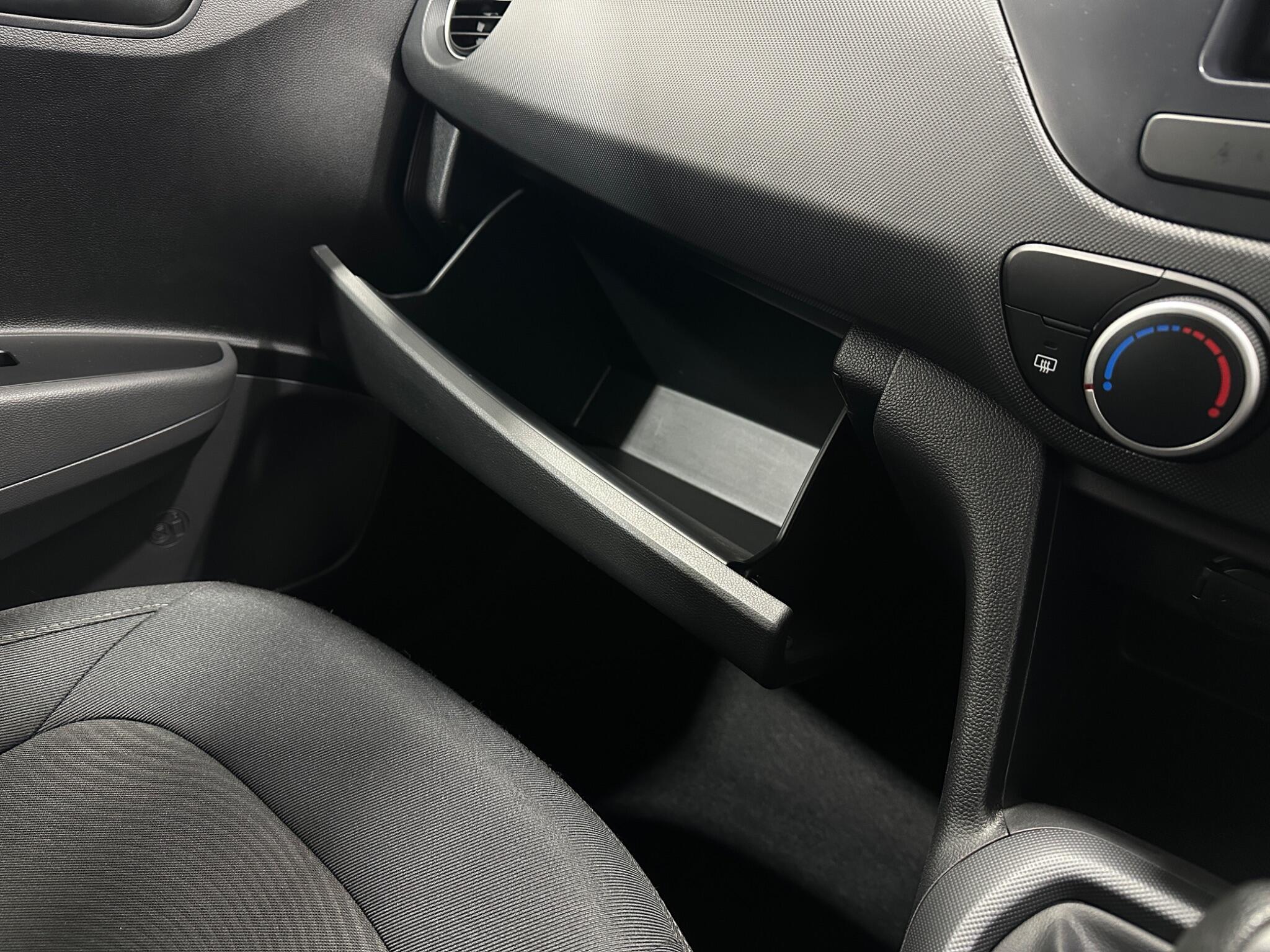 Hyundai i10 view 21