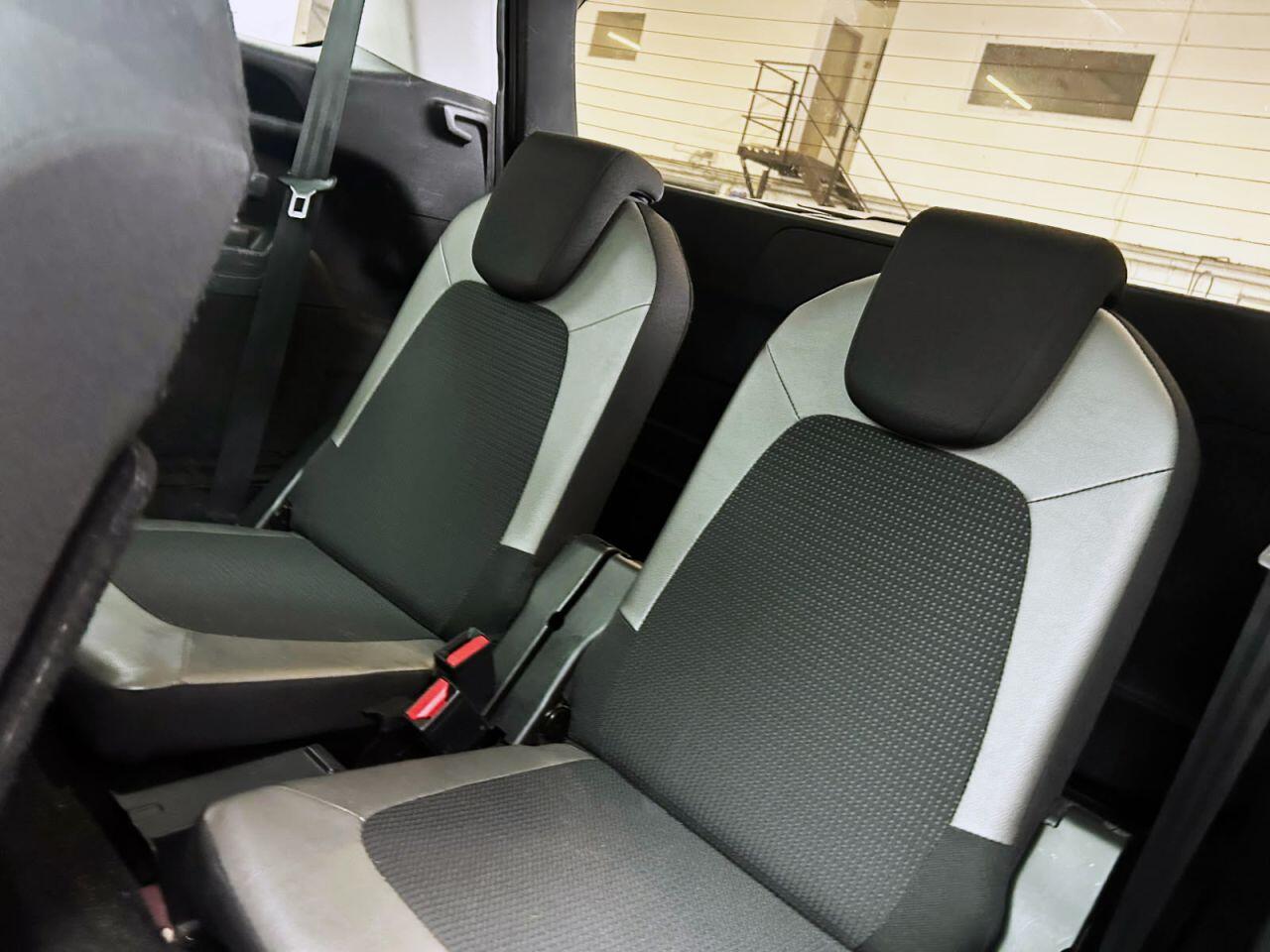 Citroen Grand C4 Spacetourer view 22
