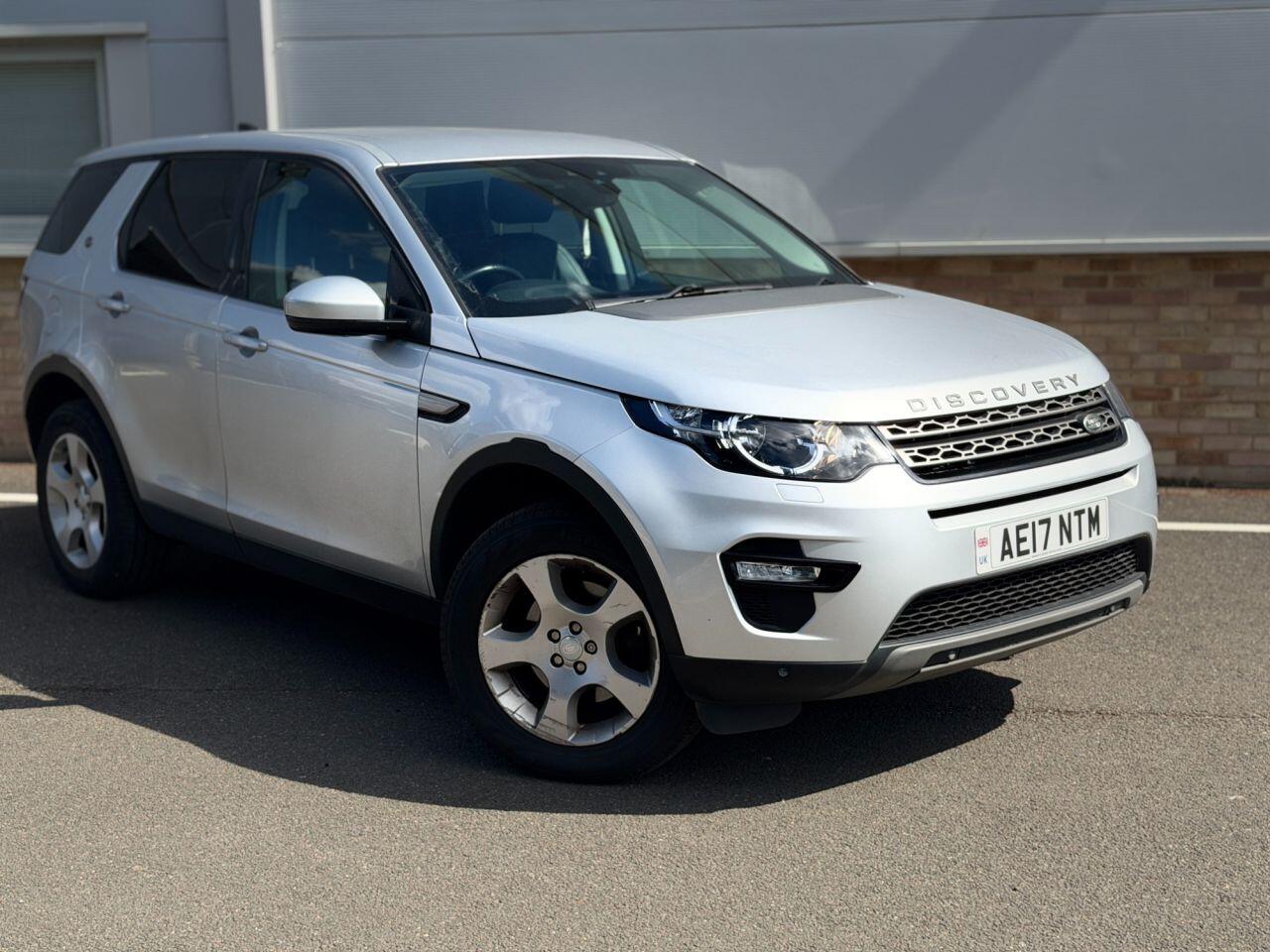 Land Rover Discovery Sport view 33