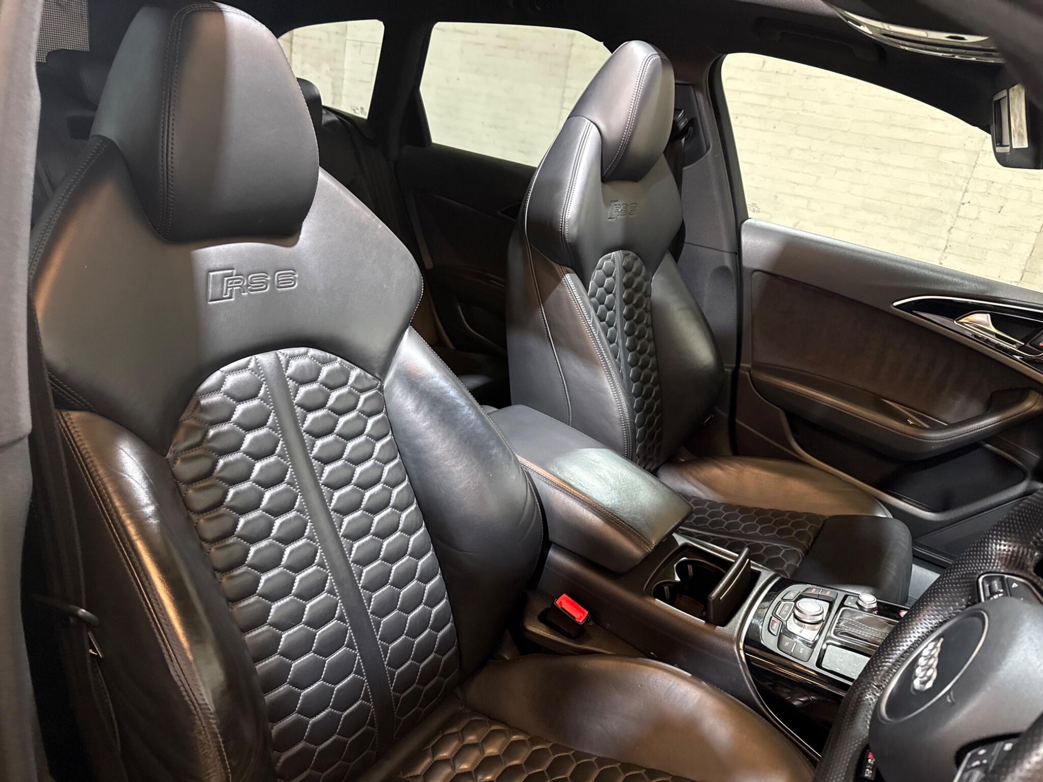 Audi RS6 view 74