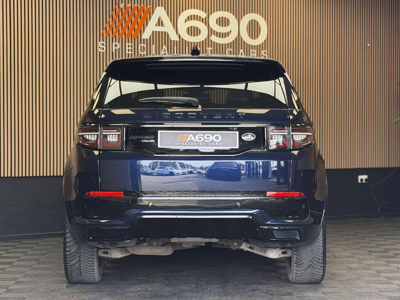 Land Rover Discovery Sport view 6