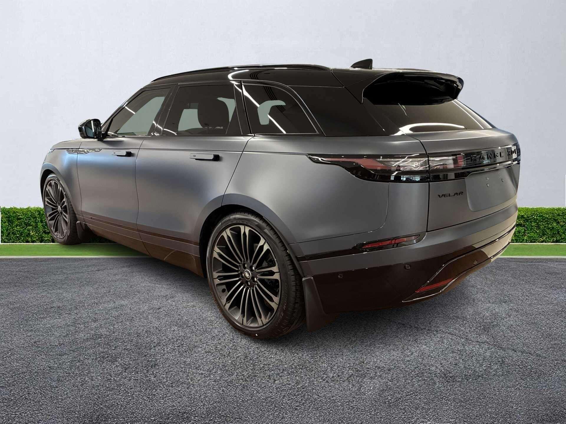 Land Rover Range Rover Velar view 7
