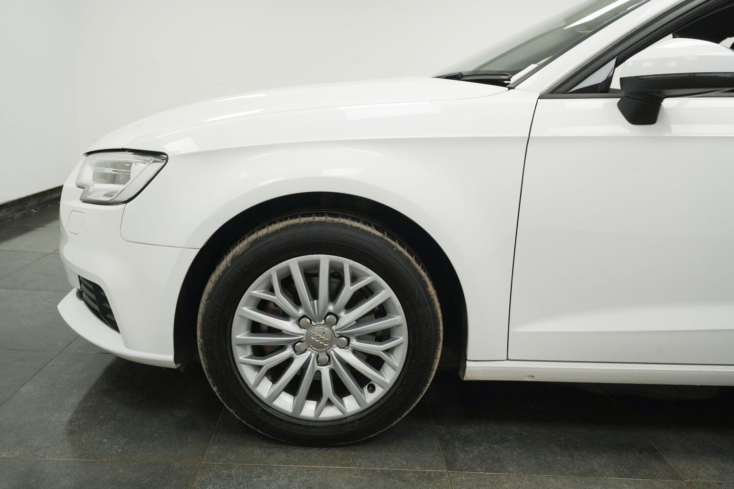 Audi A3 view 6