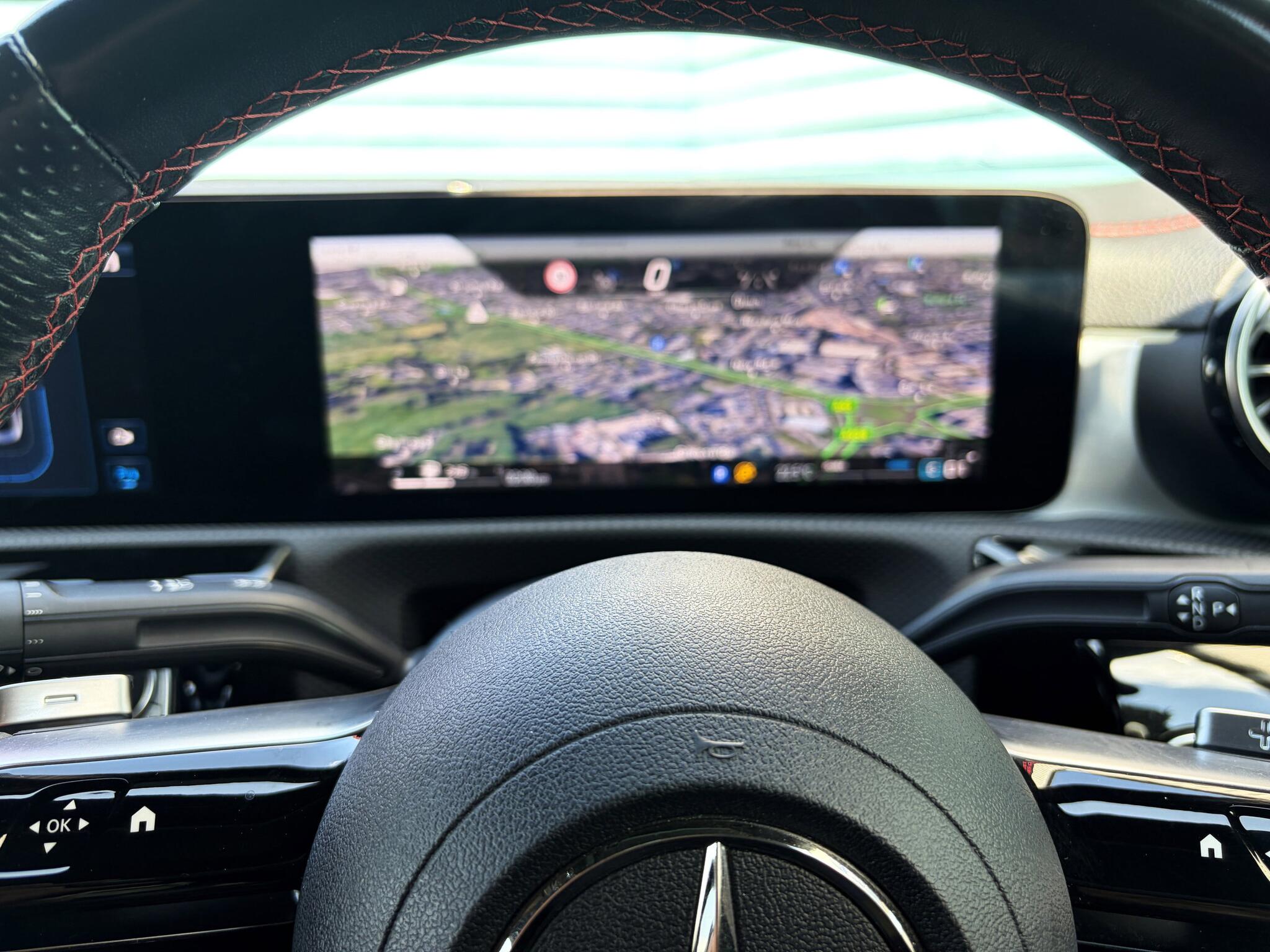 Mercedes-Benz Cla view 50