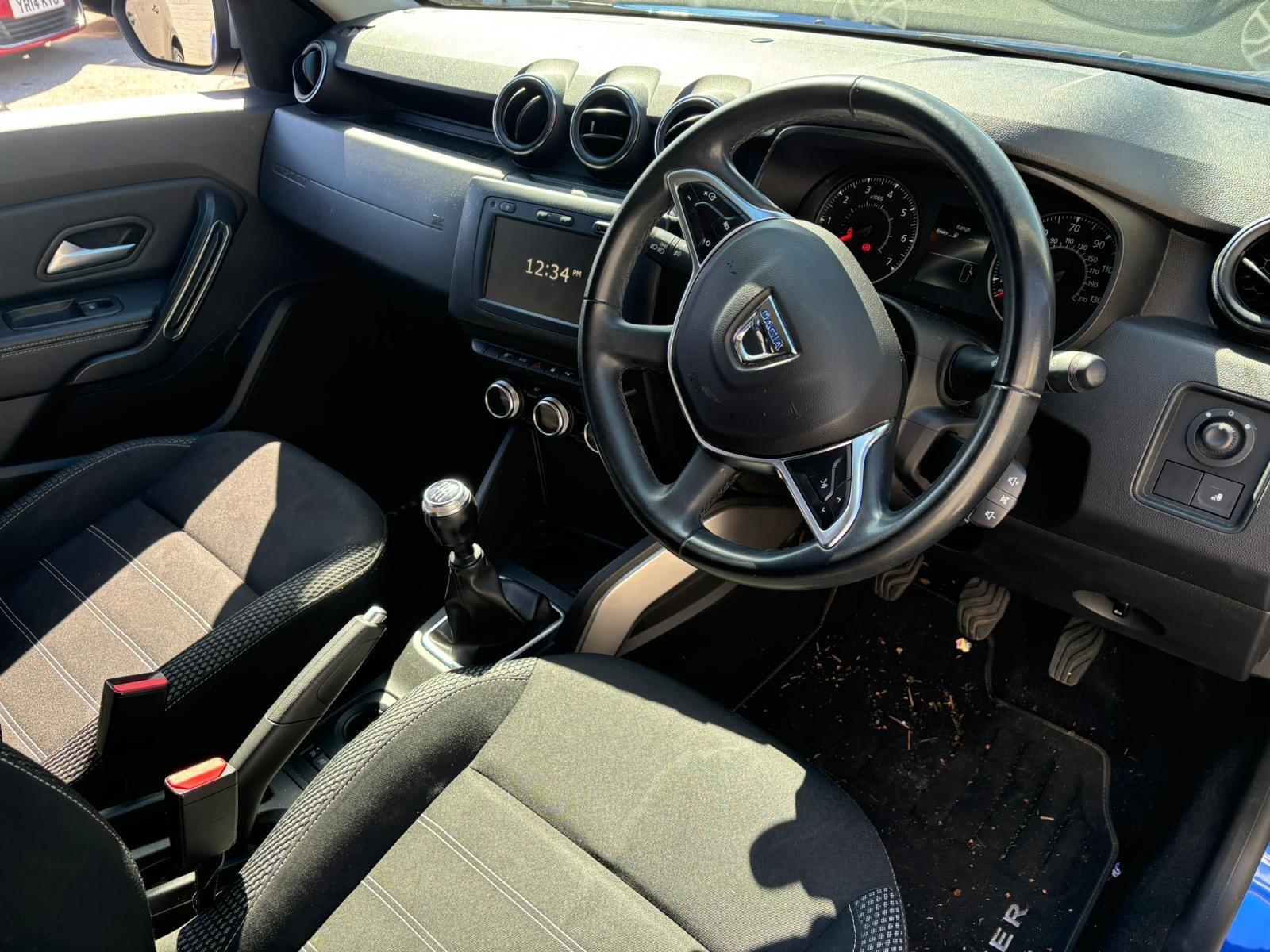 Dacia Duster view 2