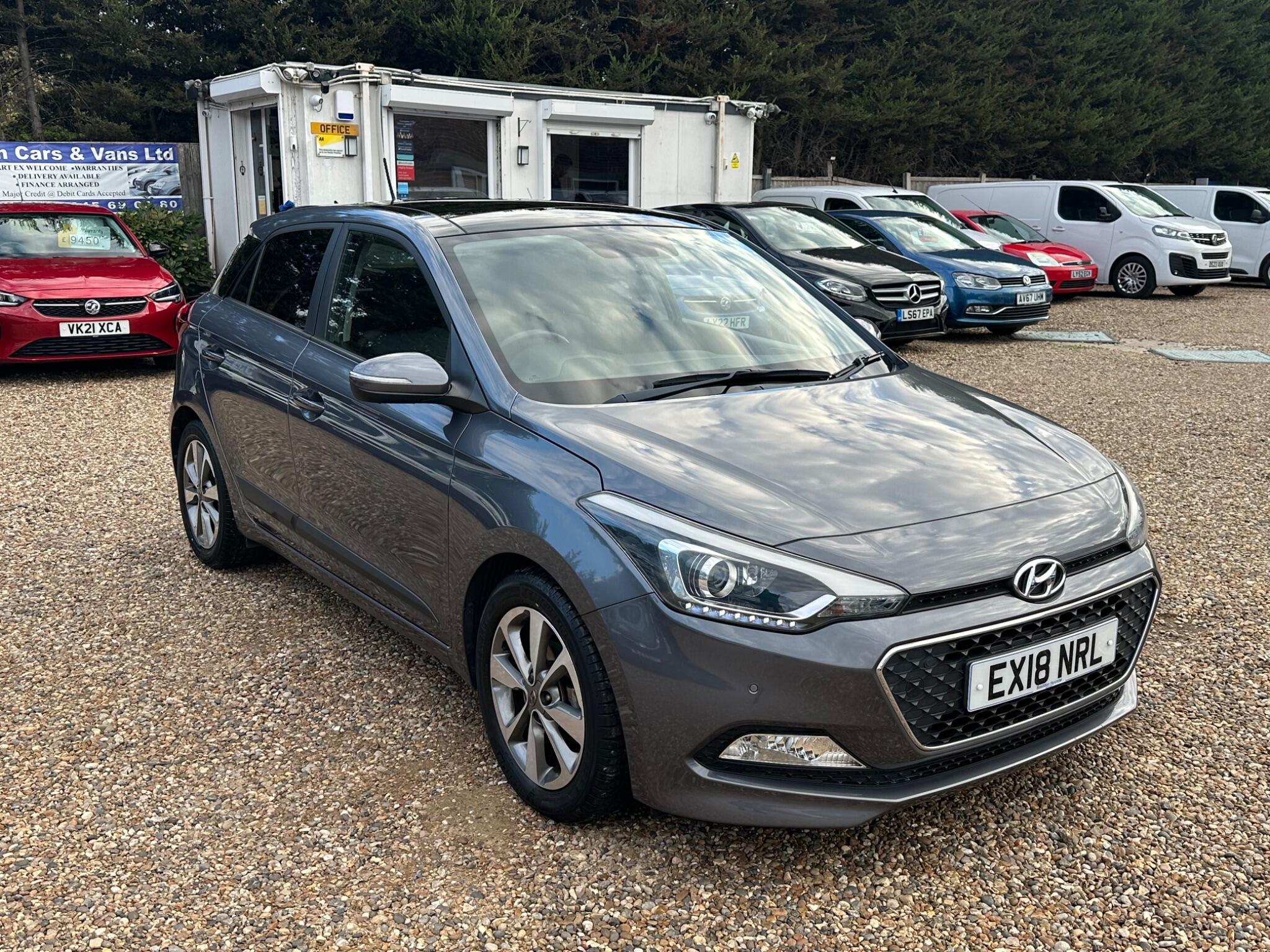 Hyundai i20 view 7