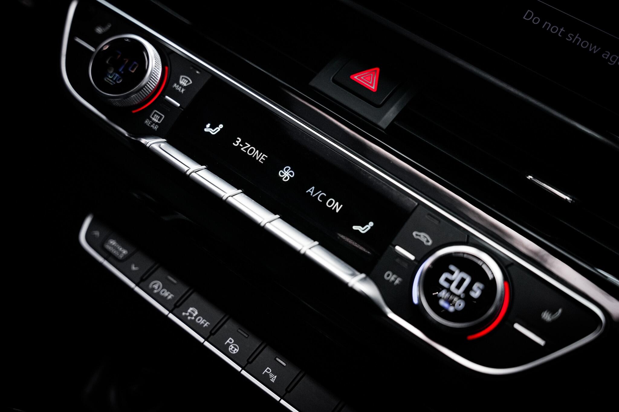 Audi RS4 view 42