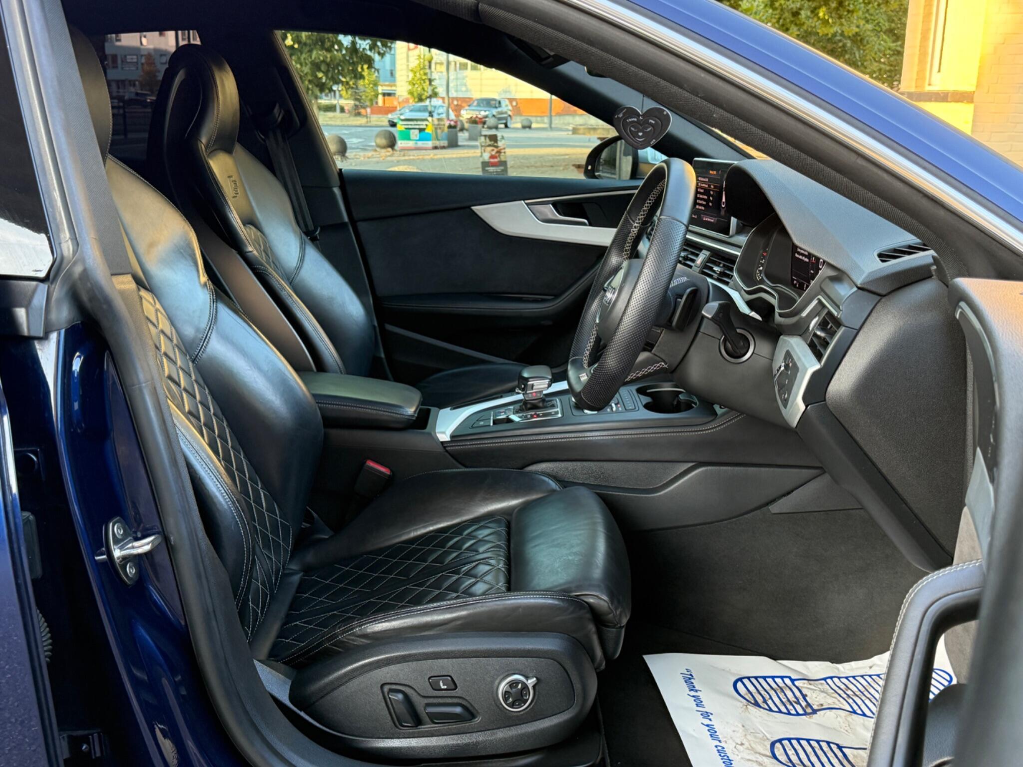 Audi S5 - Image 31