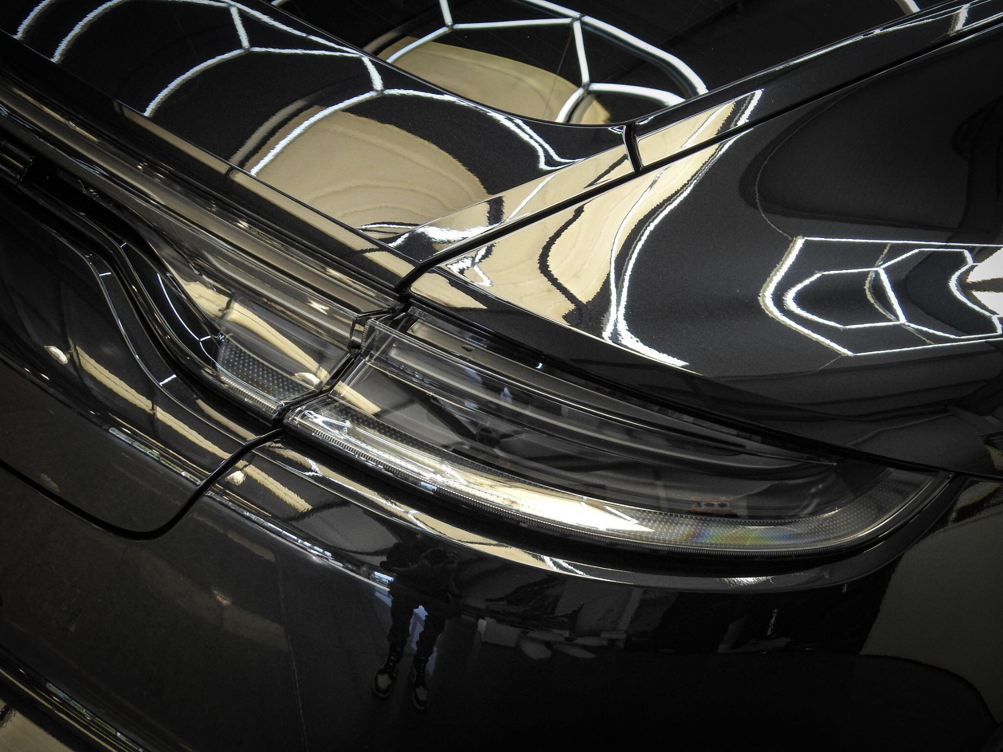 Porsche Panamera view 19