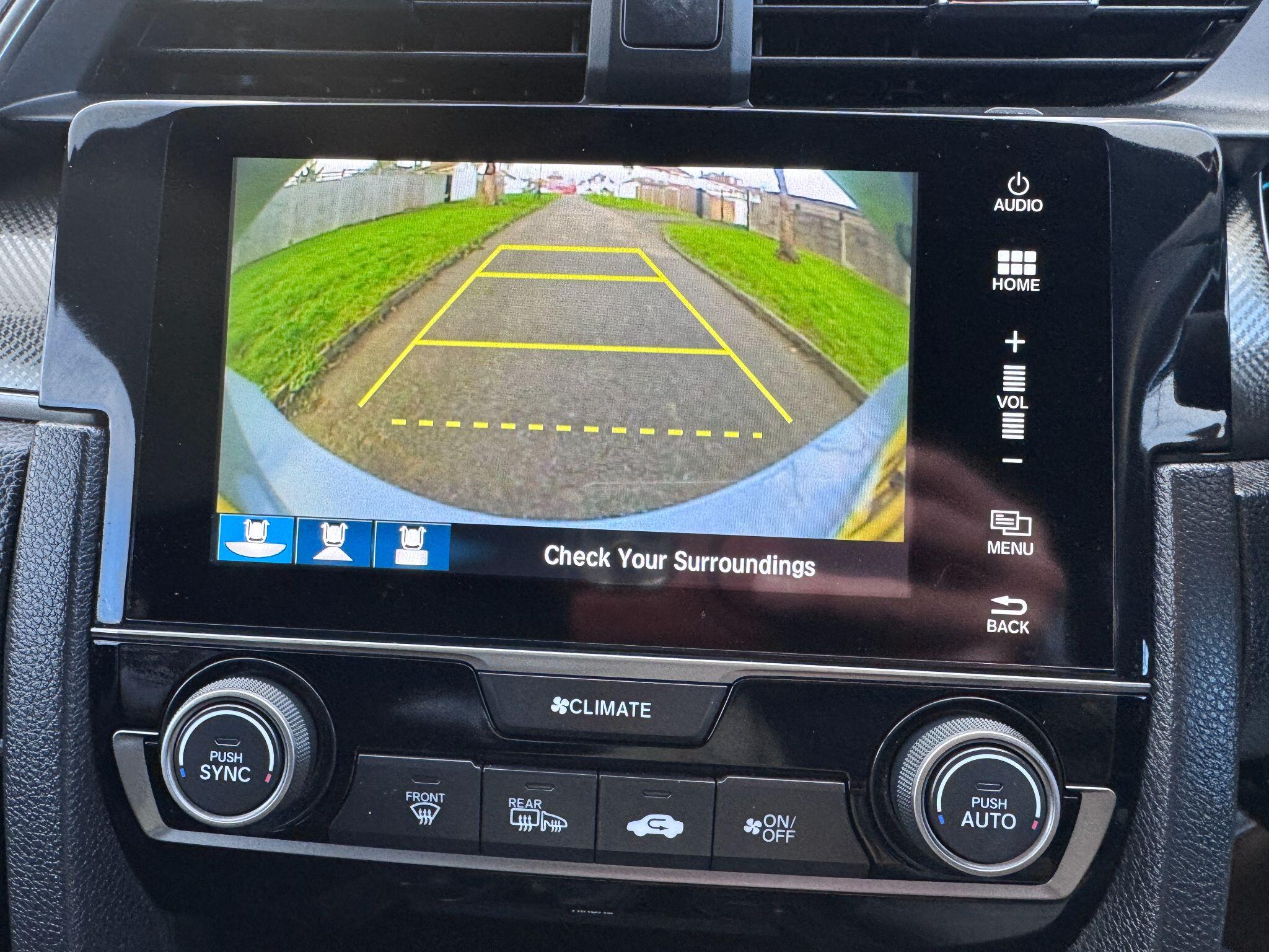2017 Honda Civic image 21